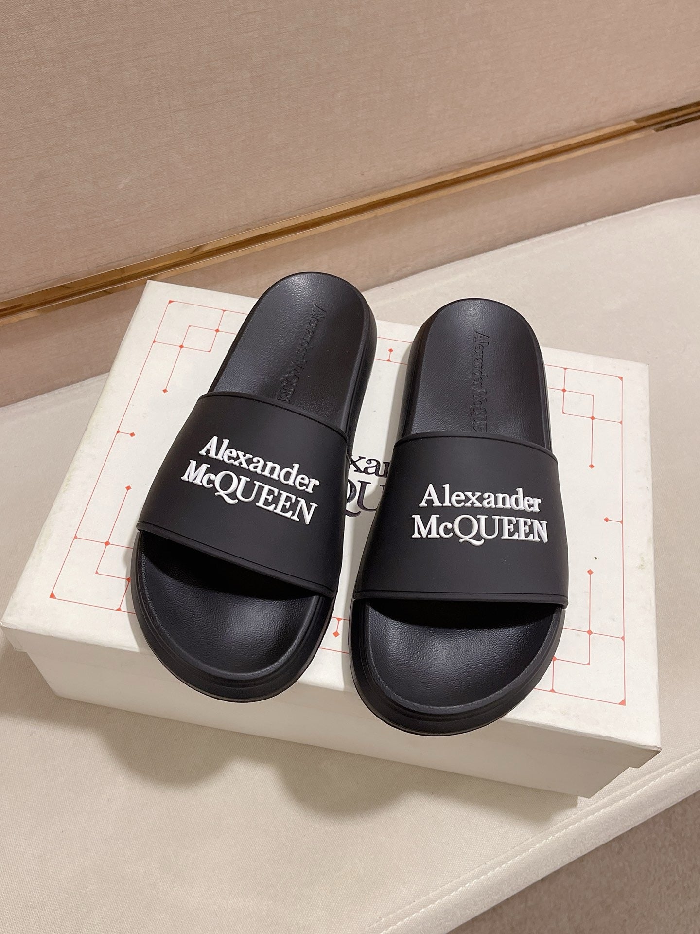 LuxluxHouse Best Quality Sandals Alexander McQueen