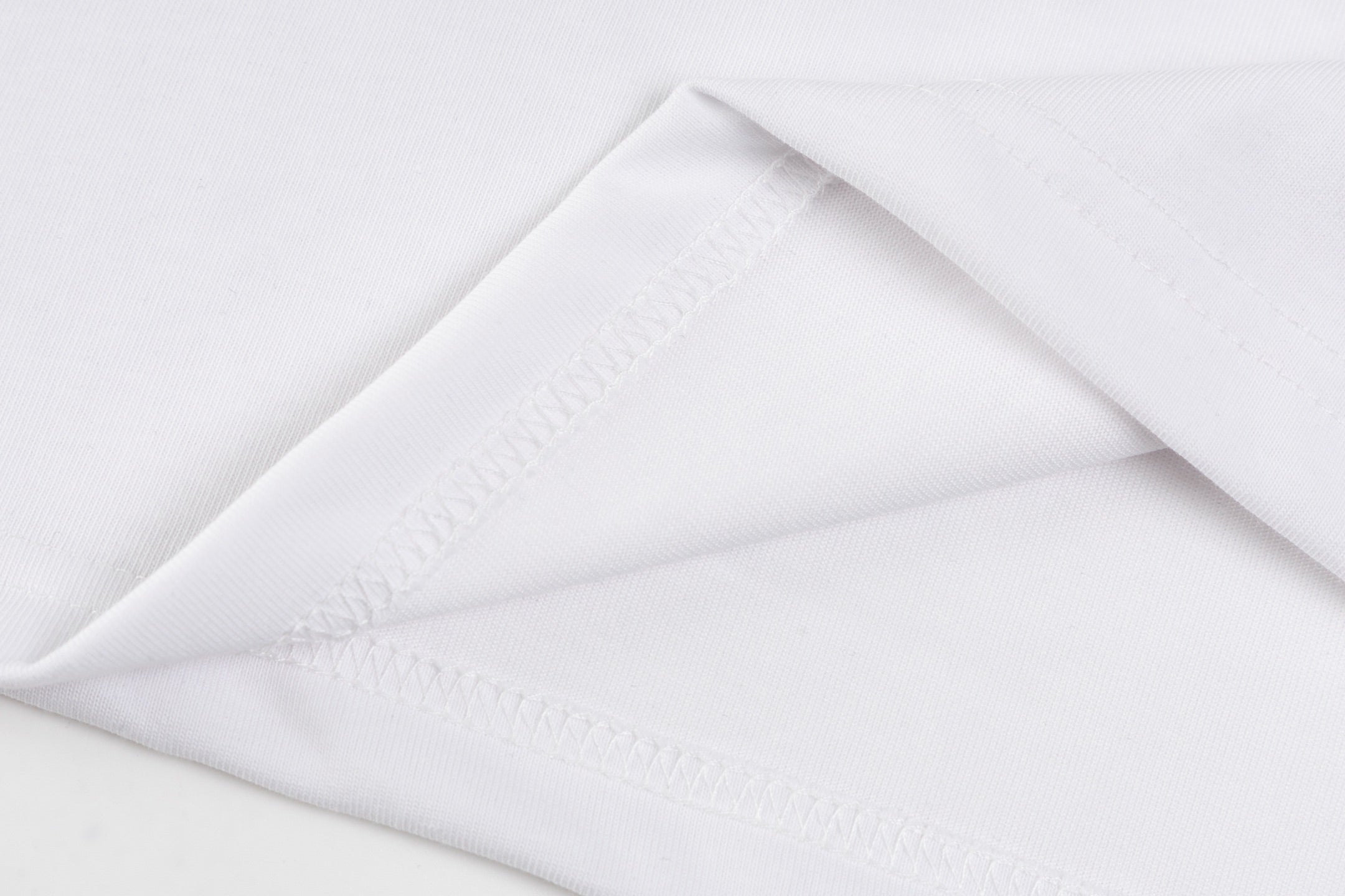 LuxluxHouse Best Quality Clothes T-shirt Loewe