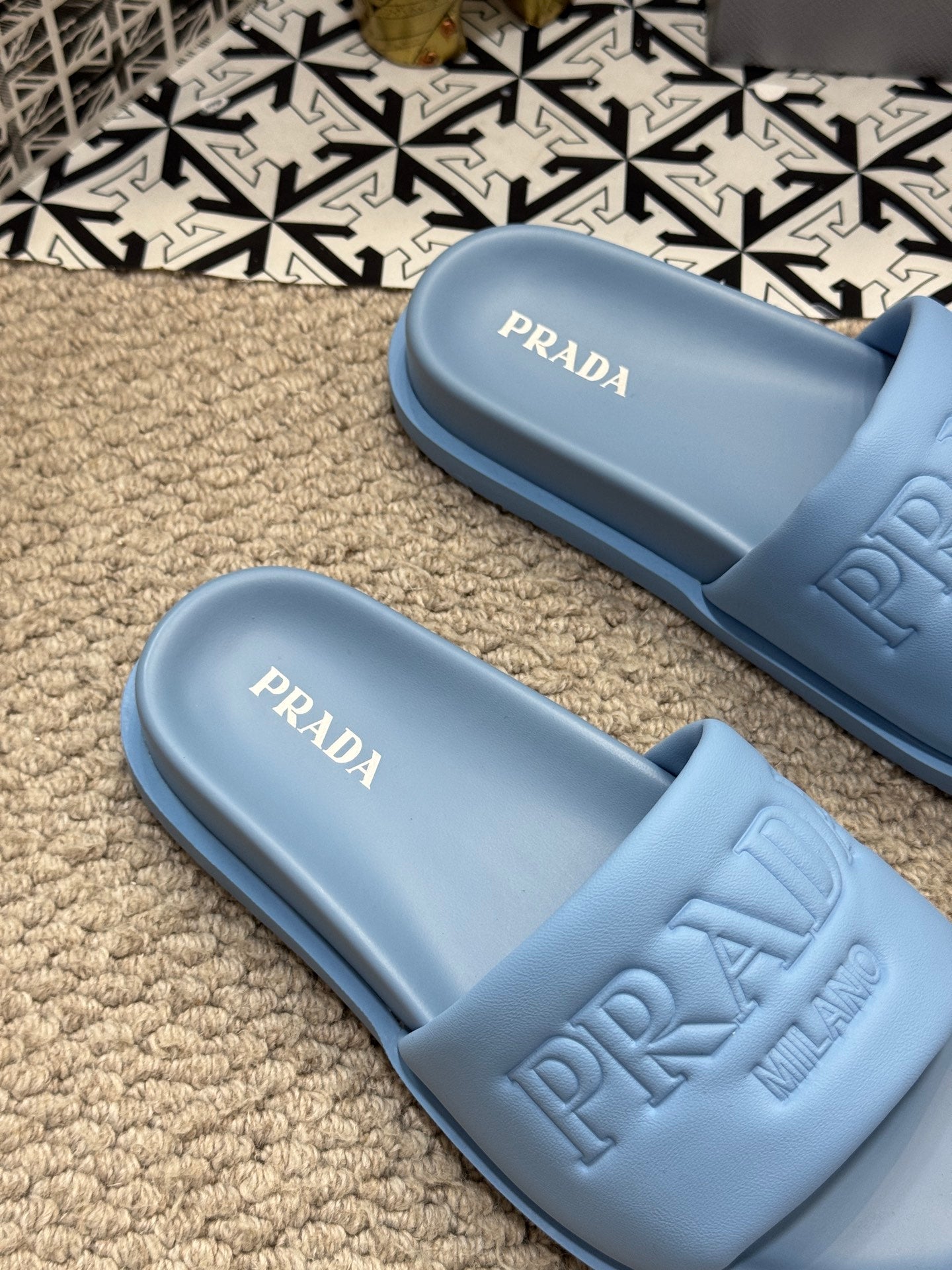 LuxluxHouse Best Quality Sandals Prada