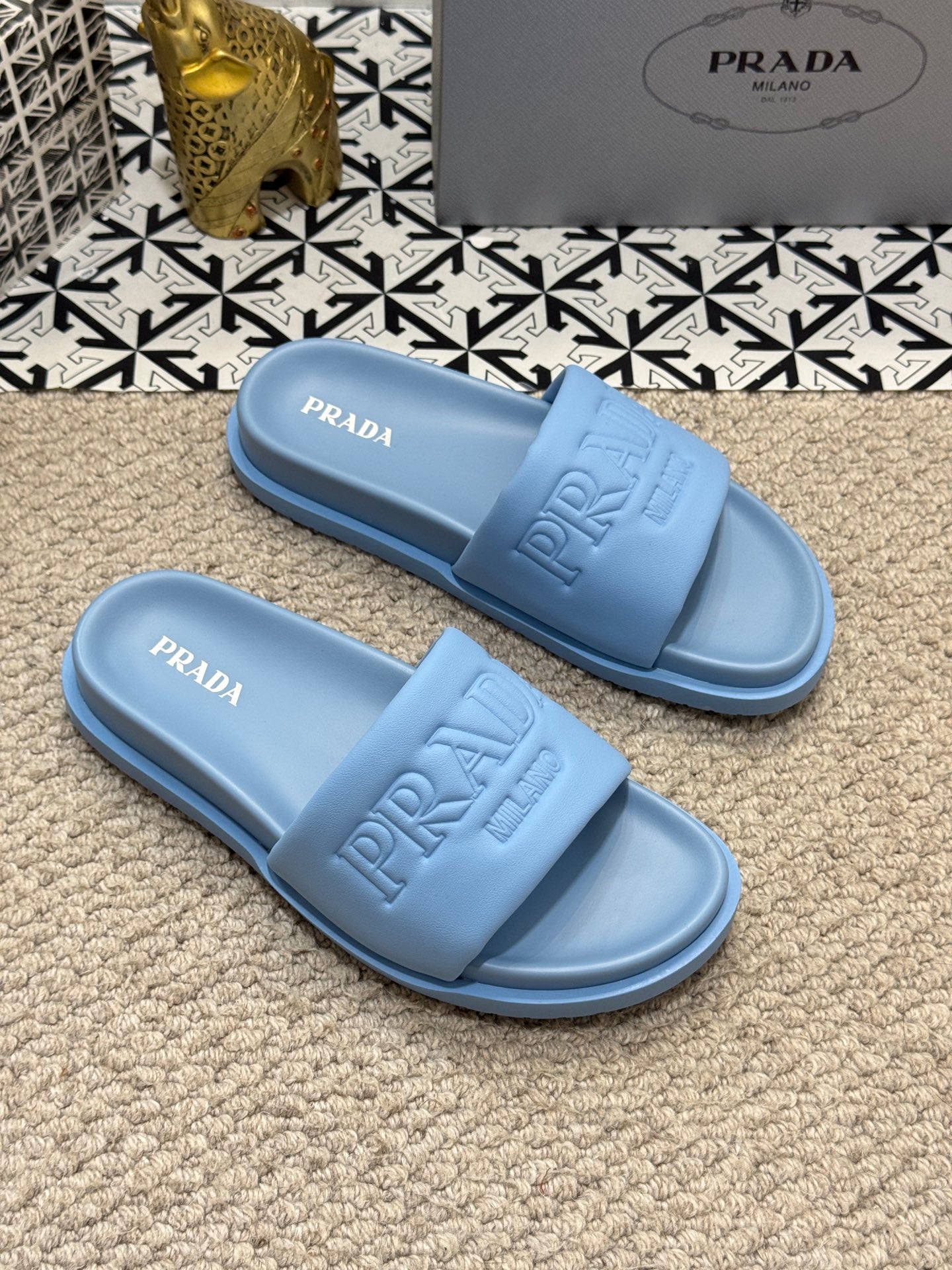 LuxluxHouse Best Quality Sandals Prada