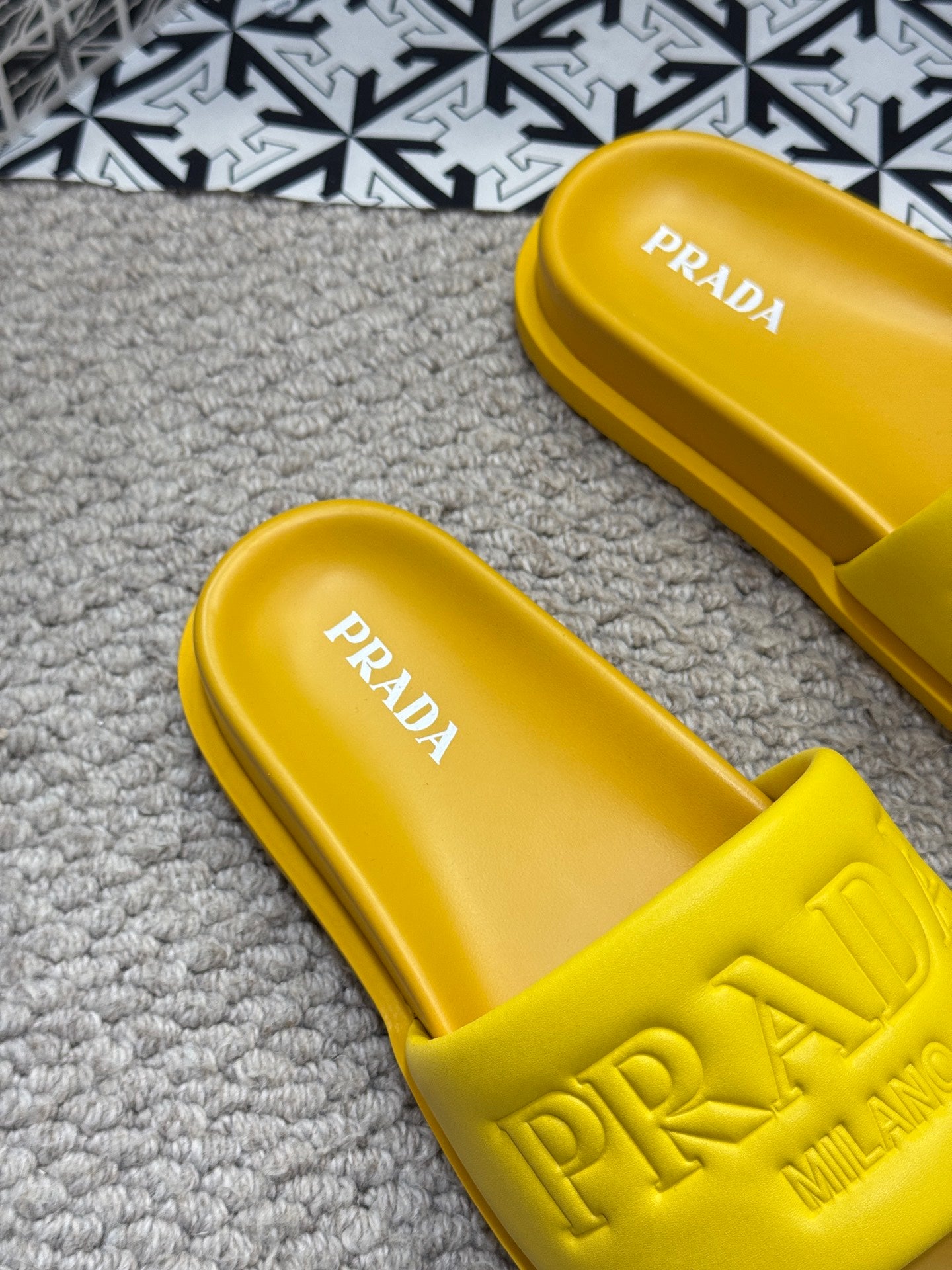 LuxluxHouse Best Quality Sandals Prada