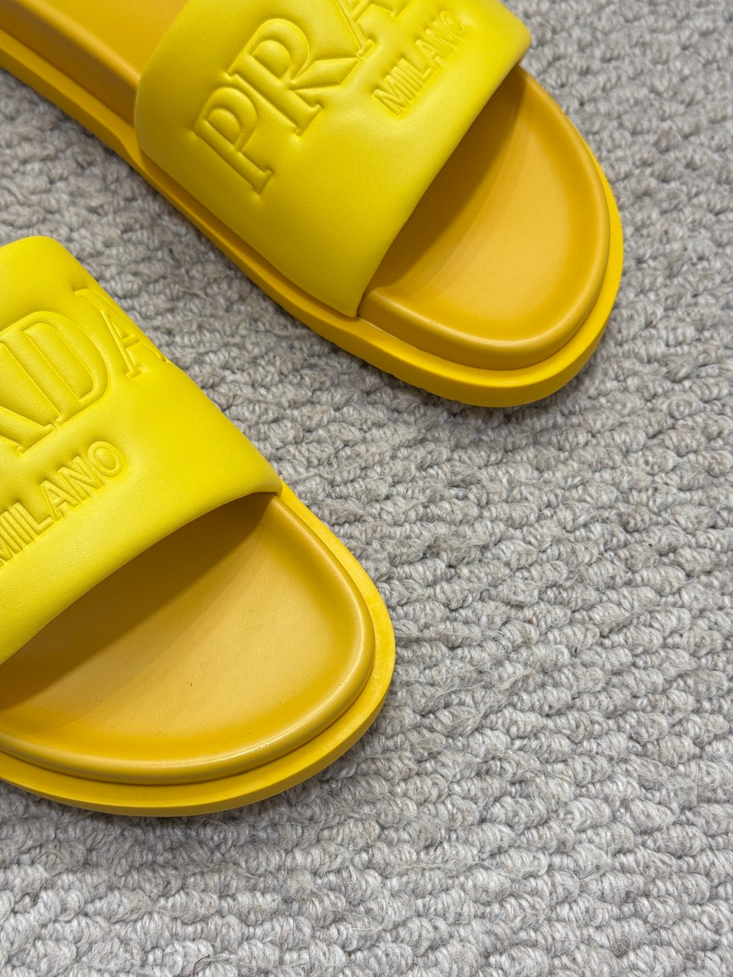 LuxluxHouse Best Quality Sandals Prada