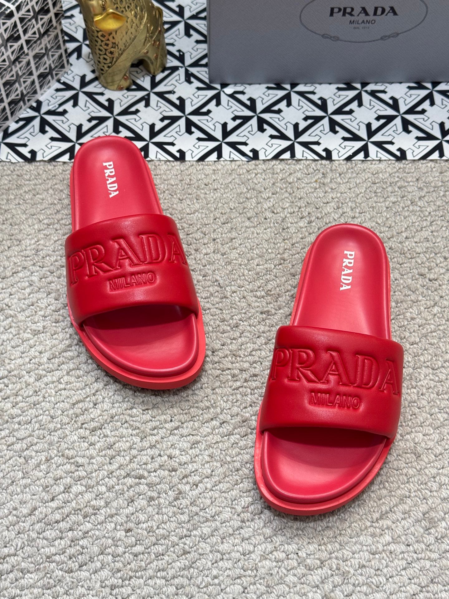 LuxluxHouse Best Quality Sandals Prada