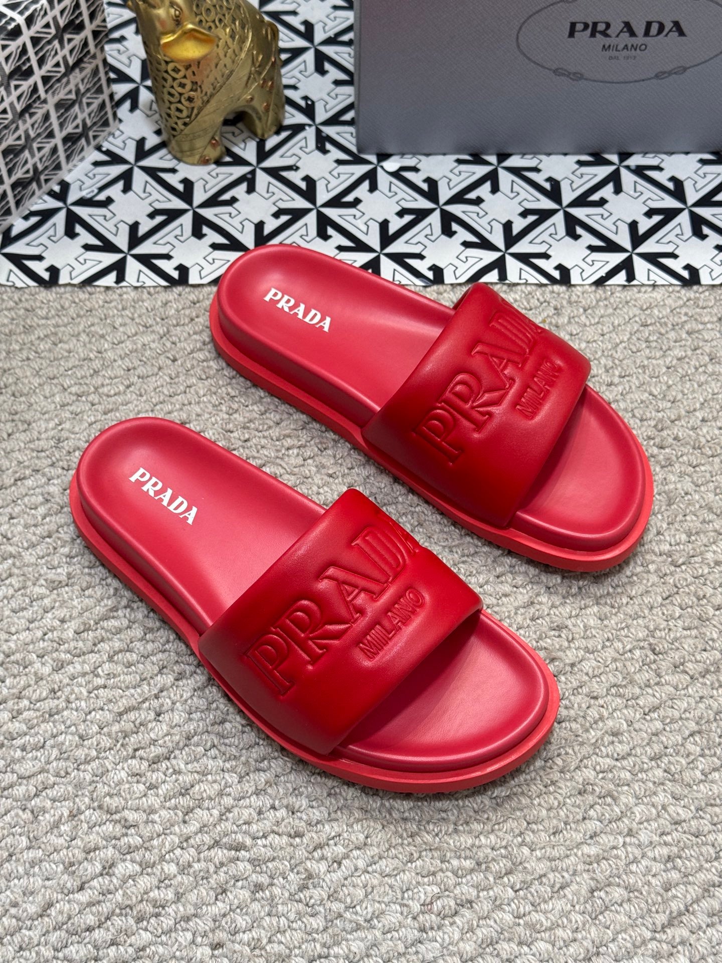 LuxluxHouse Best Quality Sandals Prada