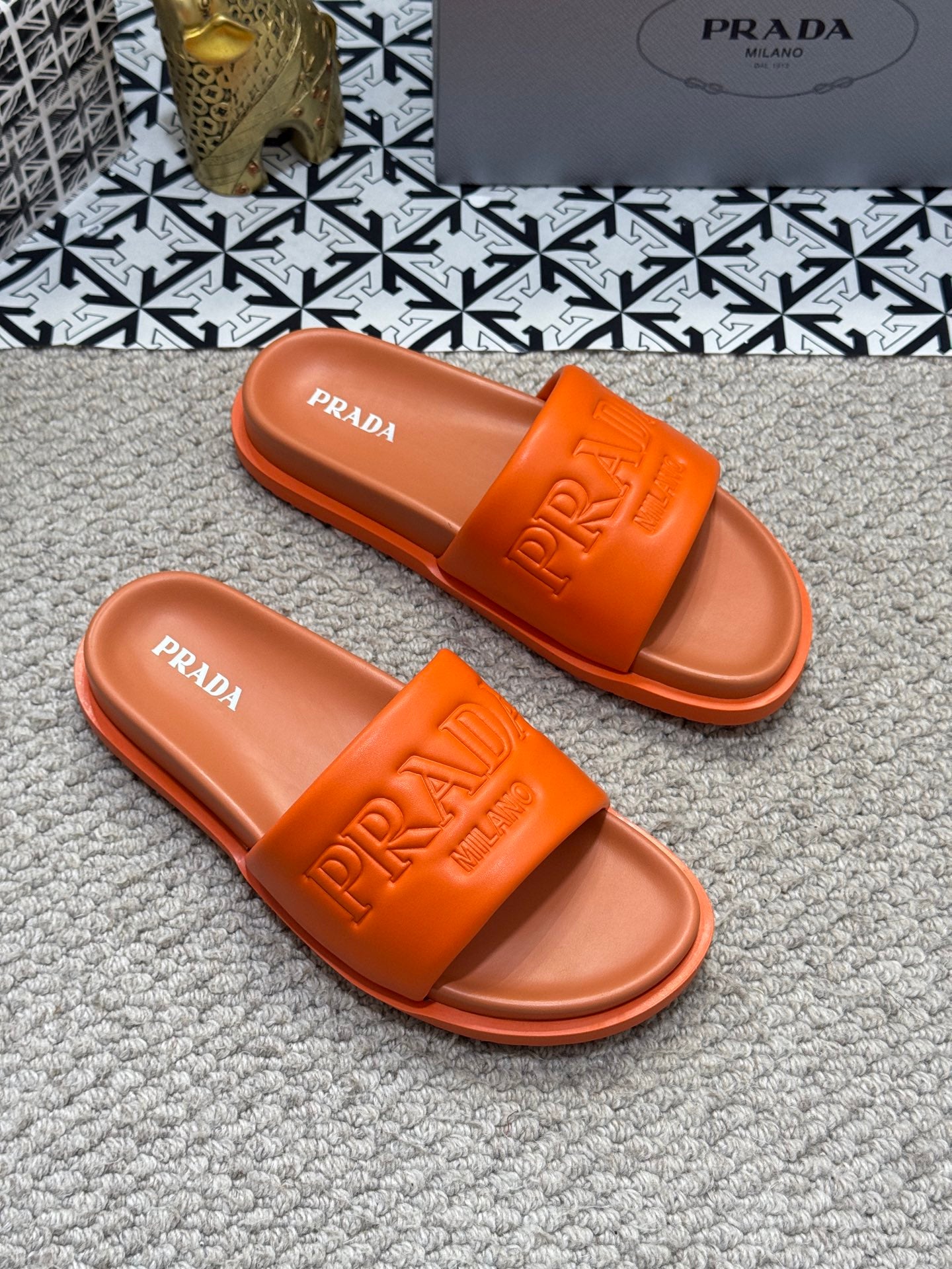 LuxluxHouse Best Quality Sandals Prada