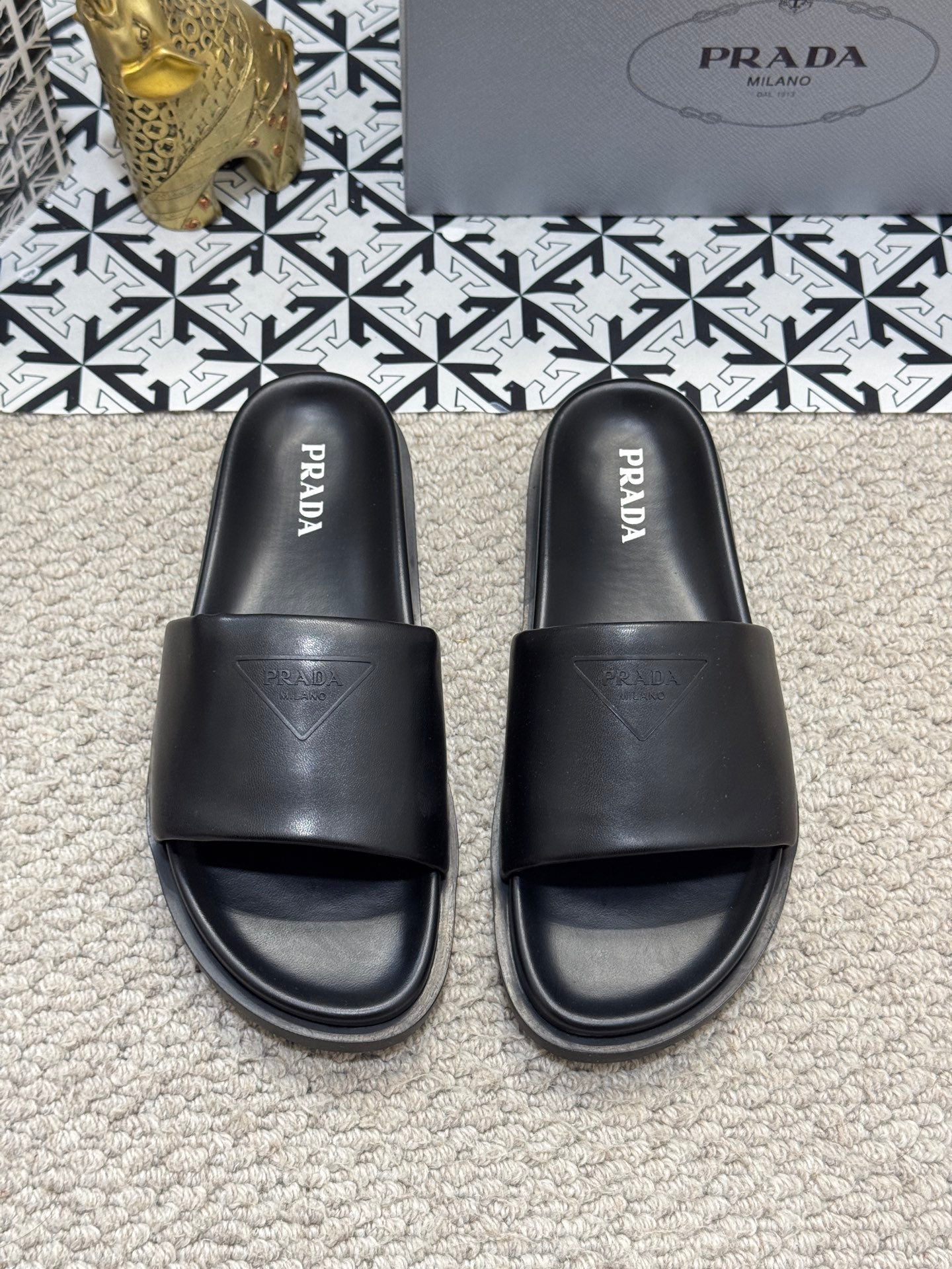 LuxluxHouse Best Quality Sandals Prada