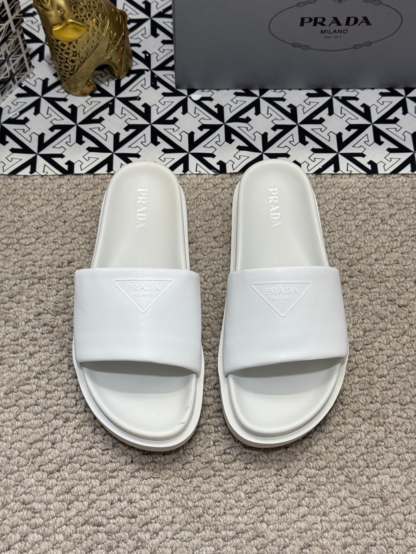 LuxluxHouse Best Quality Sandals Prada