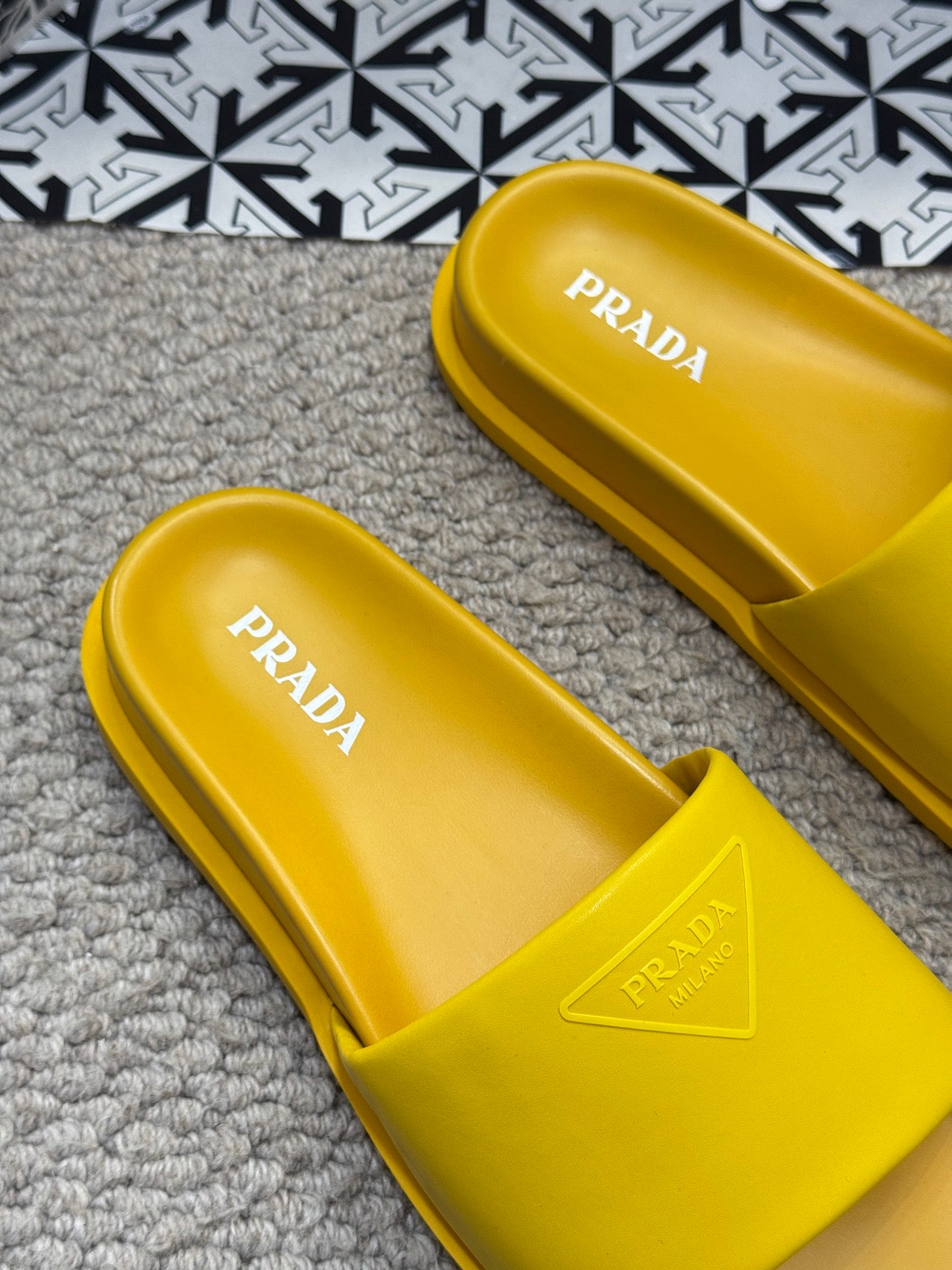 LuxluxHouse Best Quality Sandals Prada