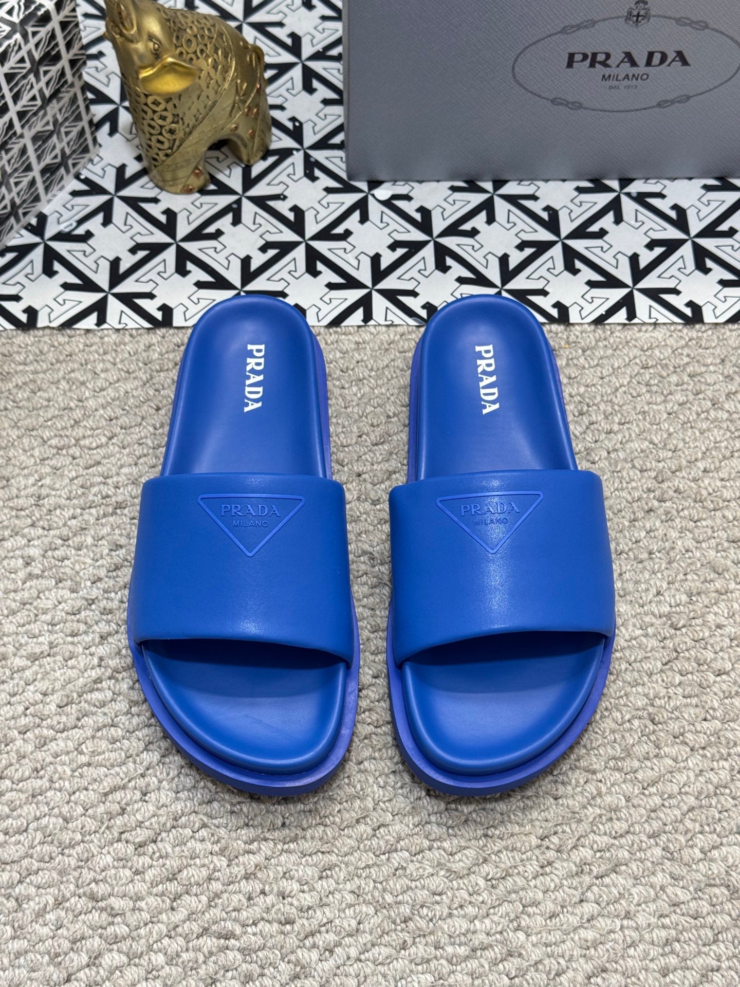 LuxluxHouse Best Quality Sandals Prada