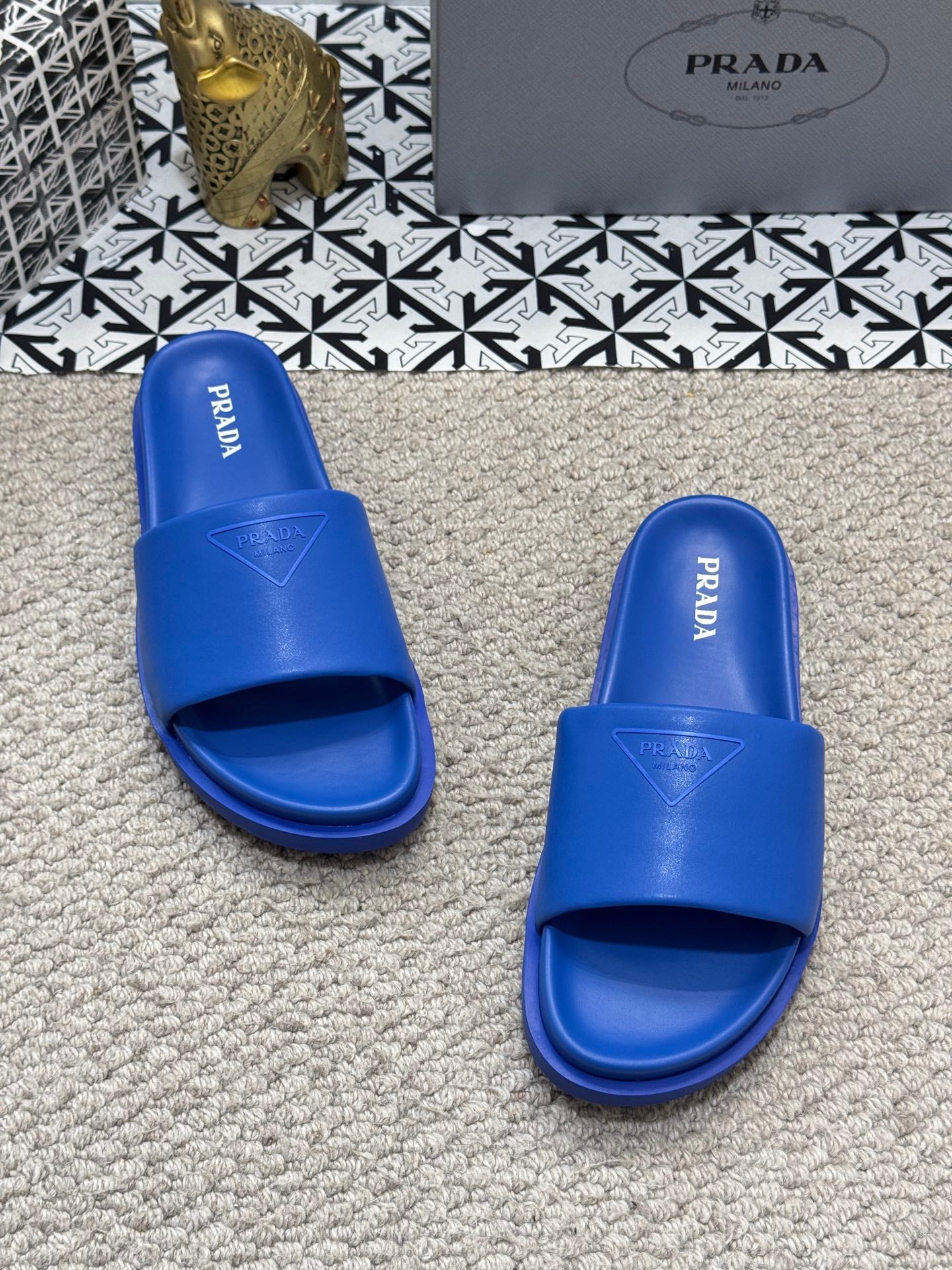 LuxluxHouse Best Quality Sandals Prada