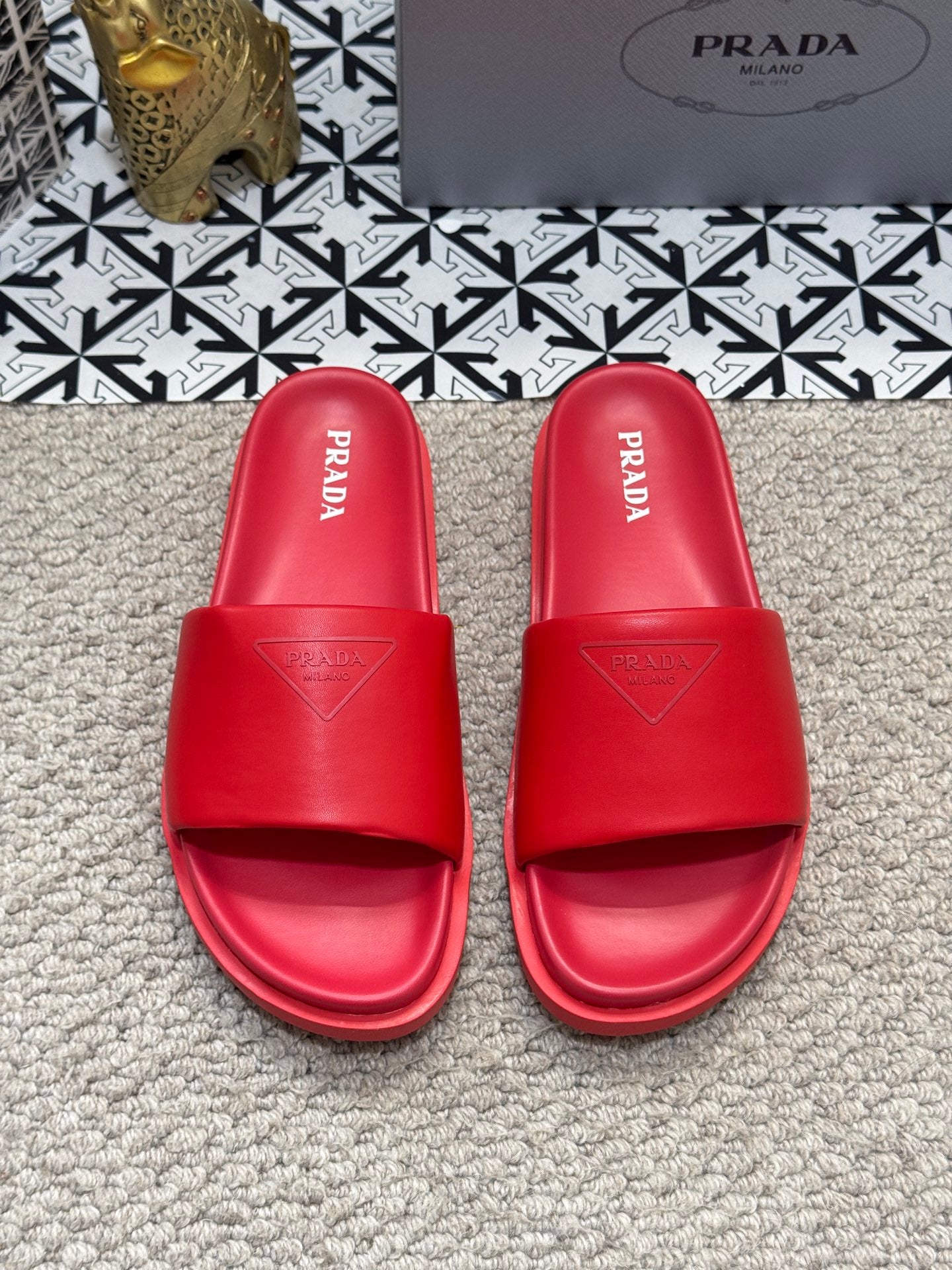 LuxluxHouse Best Quality Sandals Prada