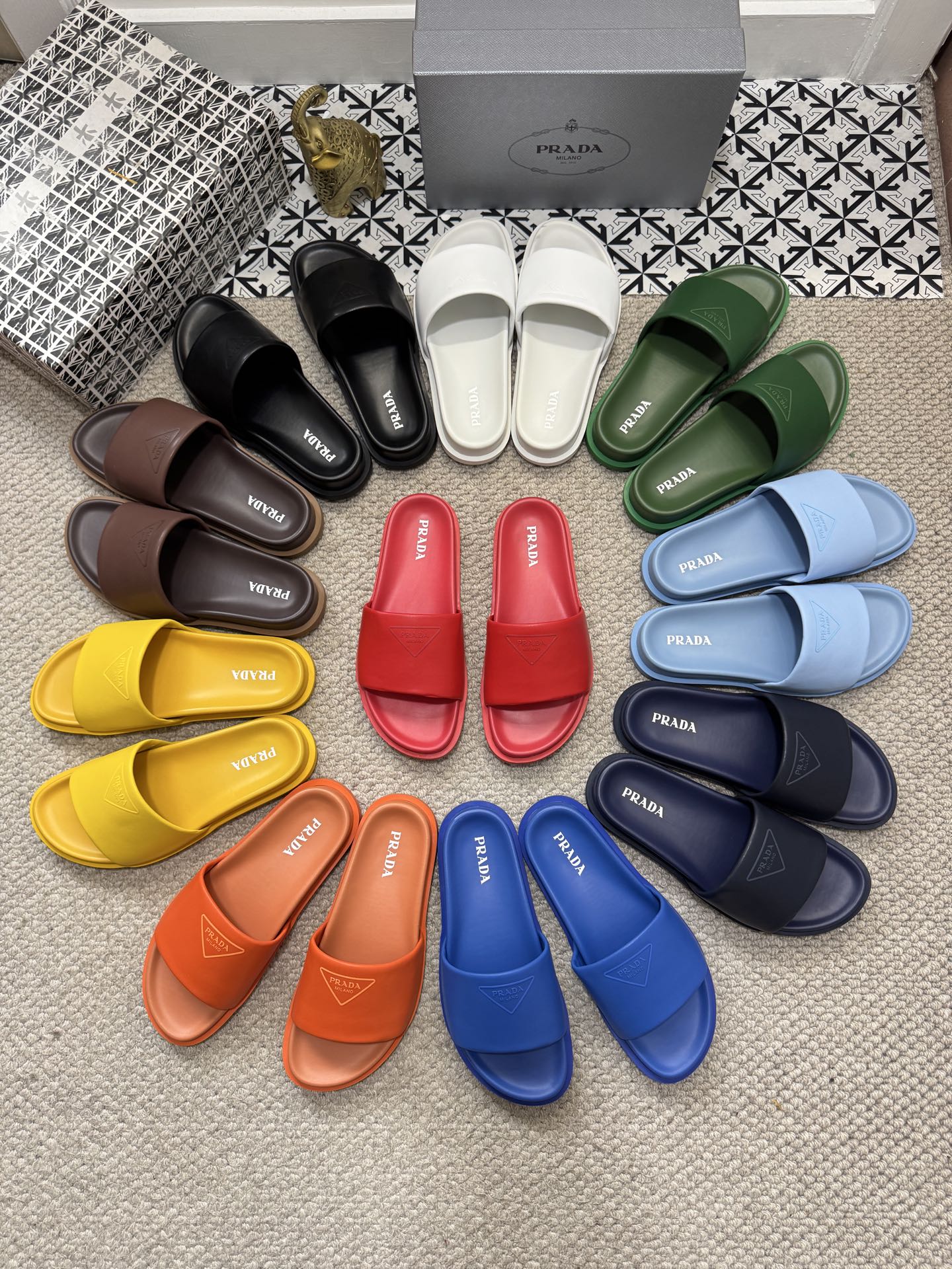 LuxluxHouse Best Quality Sandals Prada