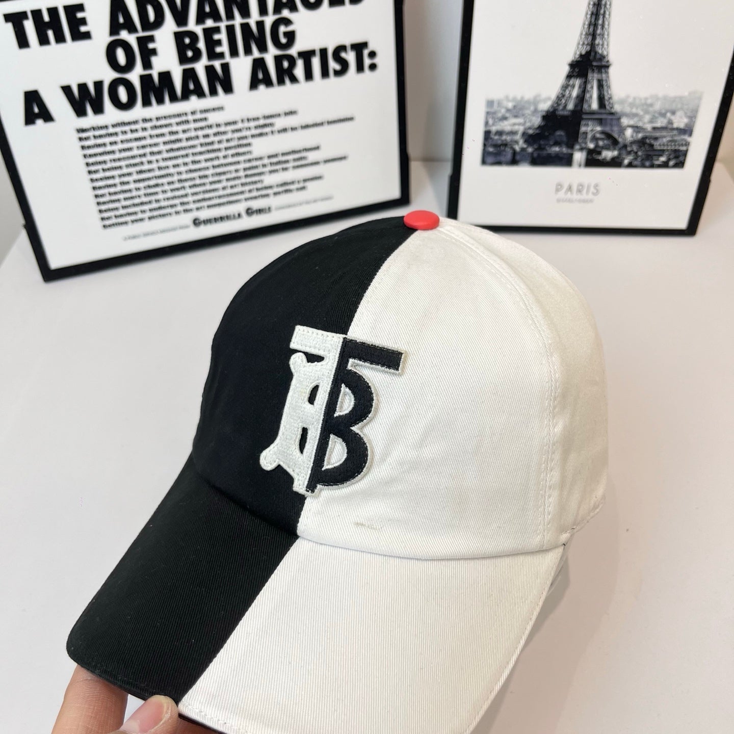 LuxluxHouse Best Quality Burberry Caps