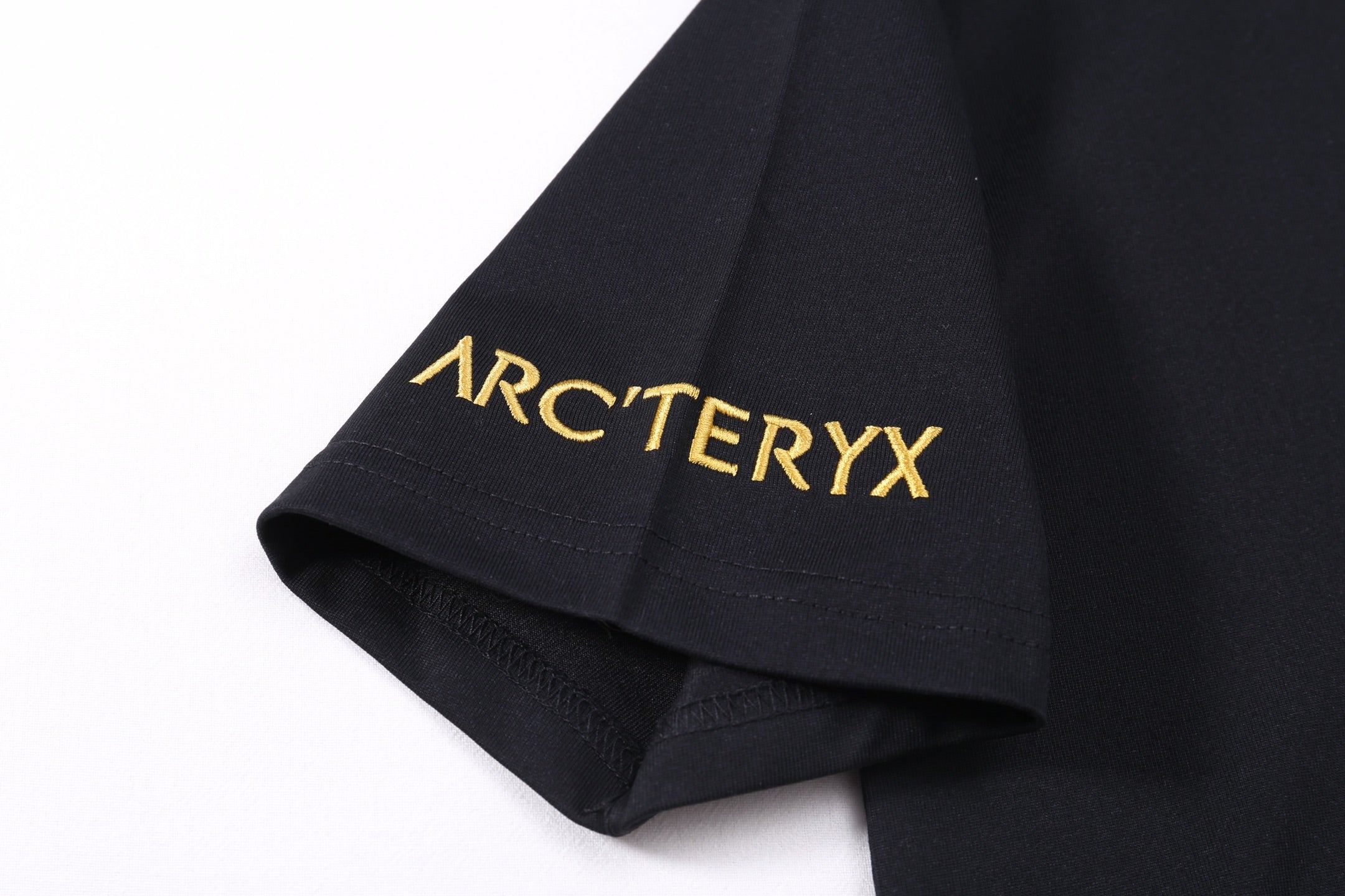 LuxluxHouse Best Quality Clothes T-shirt Arcteryx