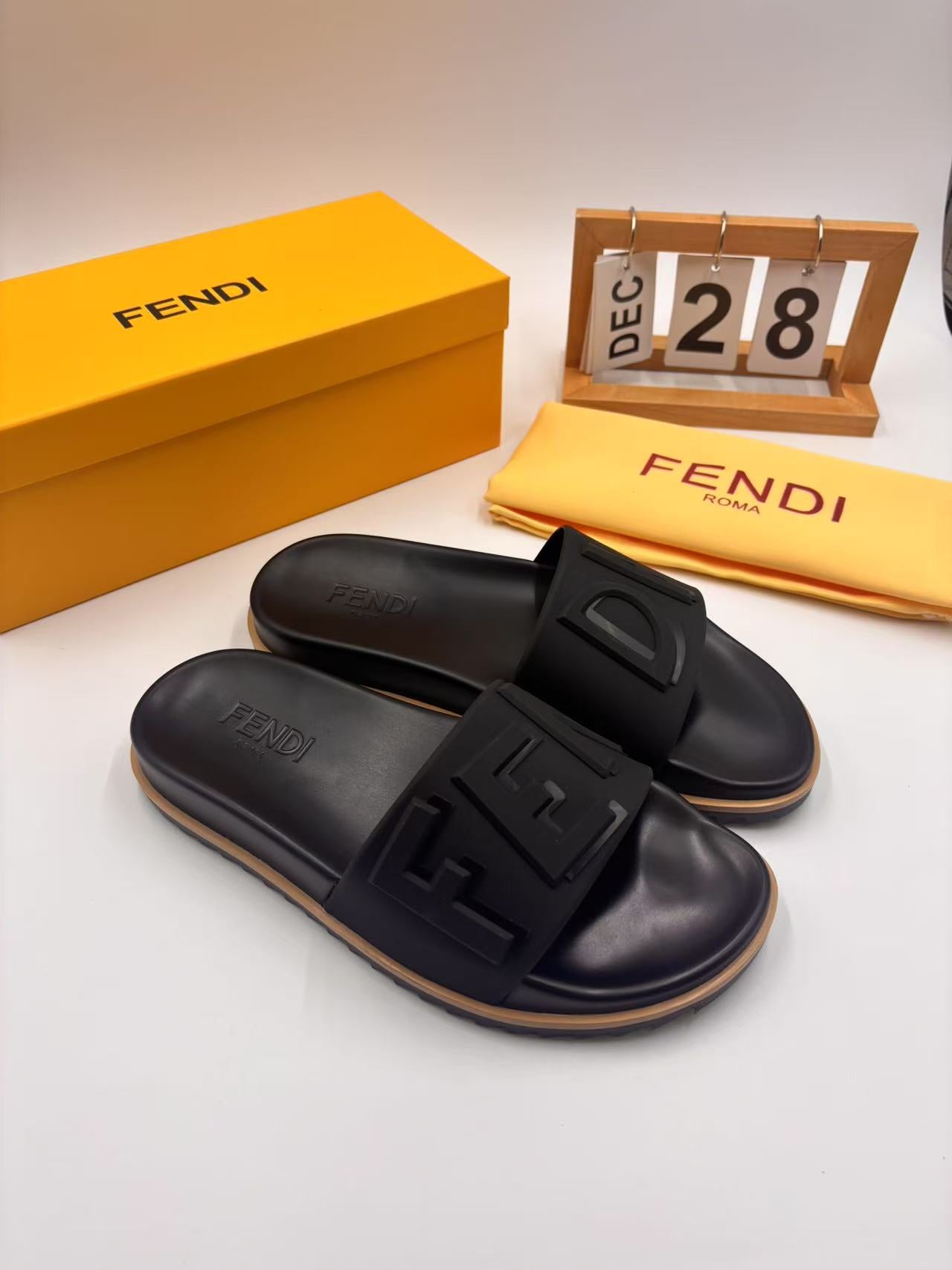 LuxluxHouse Best Quality Sandals Fendi