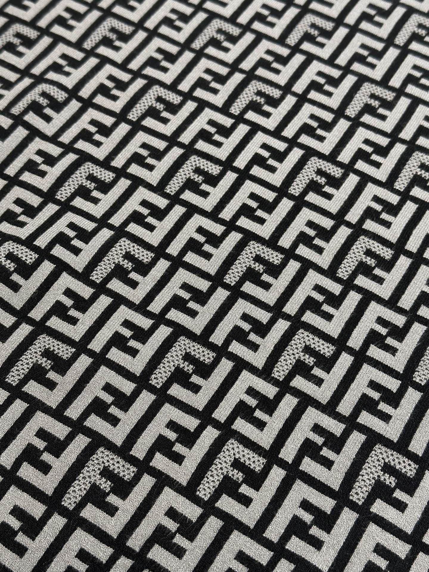 LuxluxHouse Best Quality Clothes Fendi T-shirt