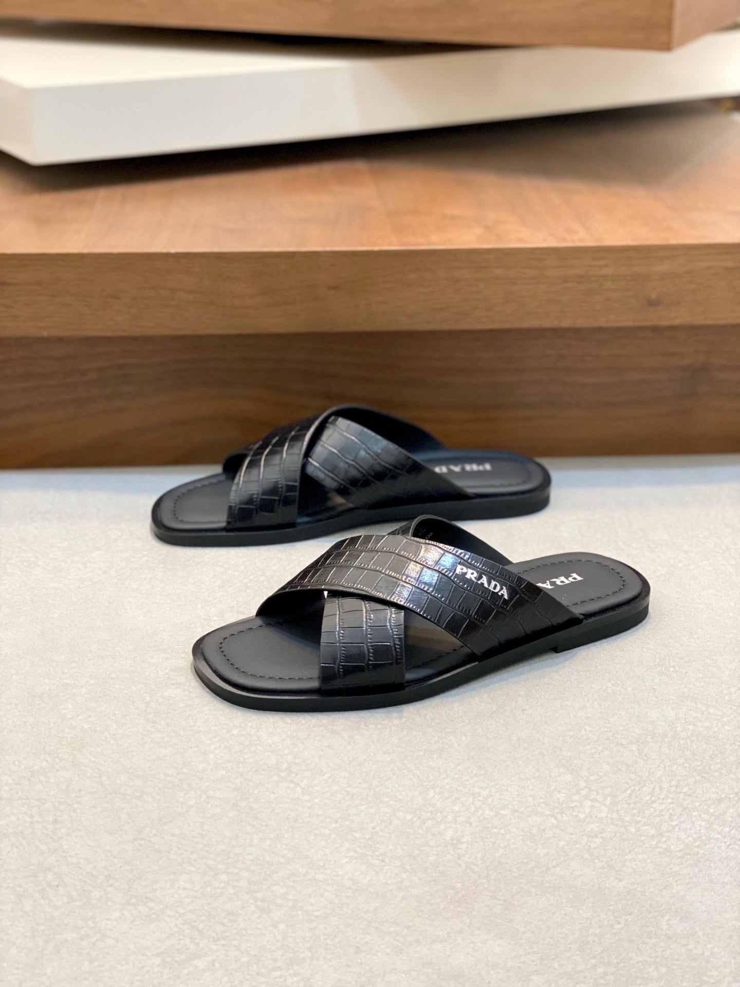 LuxluxHouse Best Quality Sandals Prada