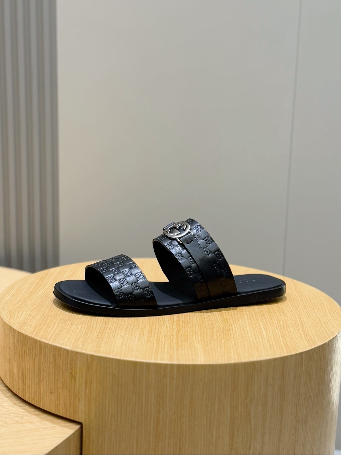 LuxluxHouse Best Quality Sandals Gucci
