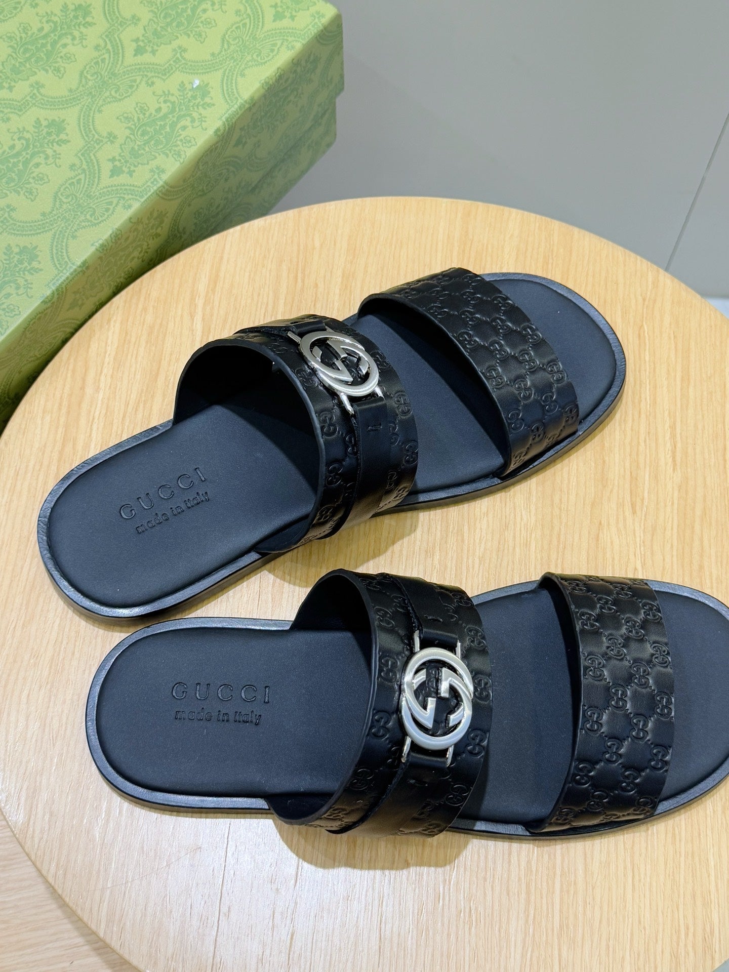 LuxluxHouse Best Quality Sandals Gucci