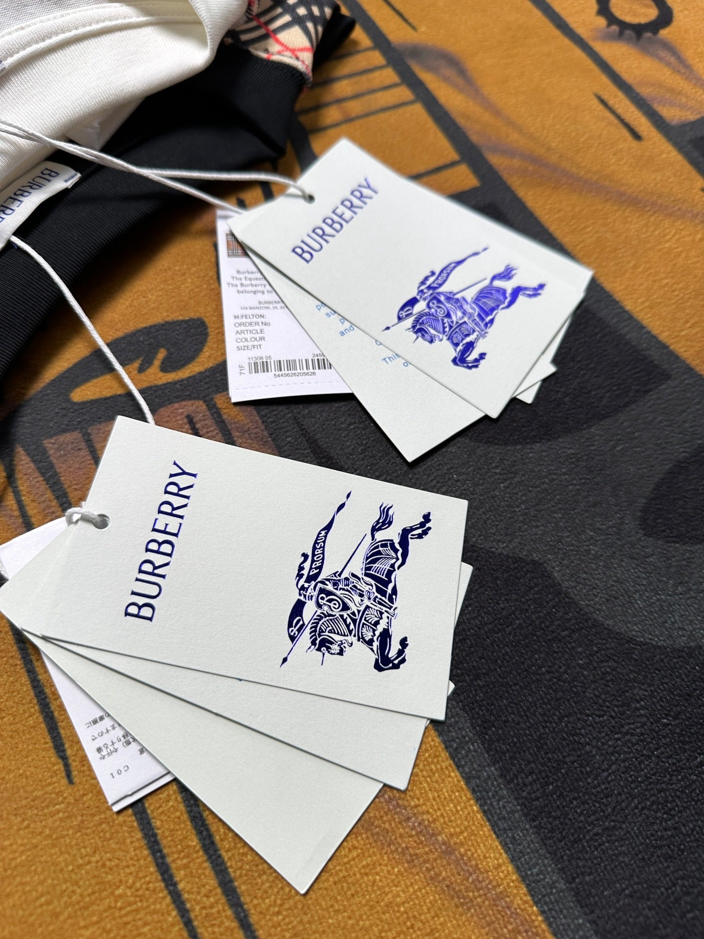 LuxluxHouse Best Quality Clothes Burberry T-shirt