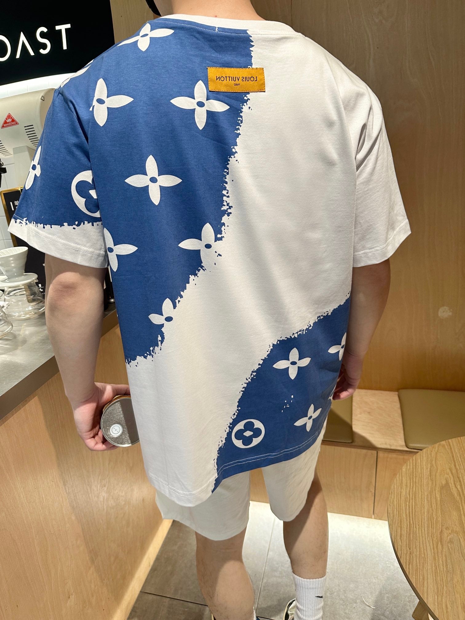 LuxluxHouse Best Quality Clothes T-shirt Louis Vuitton