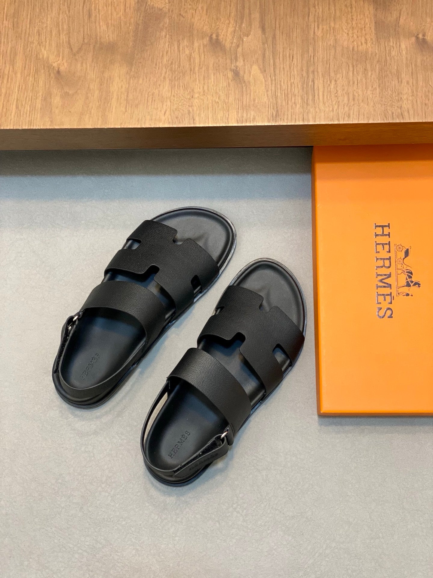 LuxluxHouse Best Quality Sandals Hermes