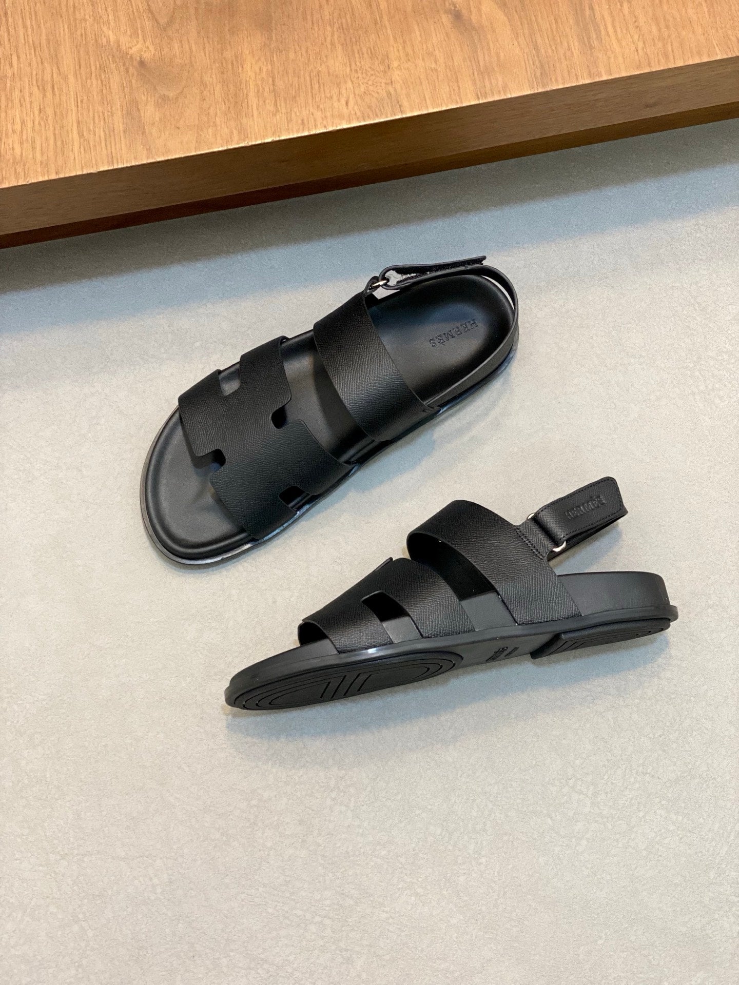 LuxluxHouse Best Quality Sandals Hermes