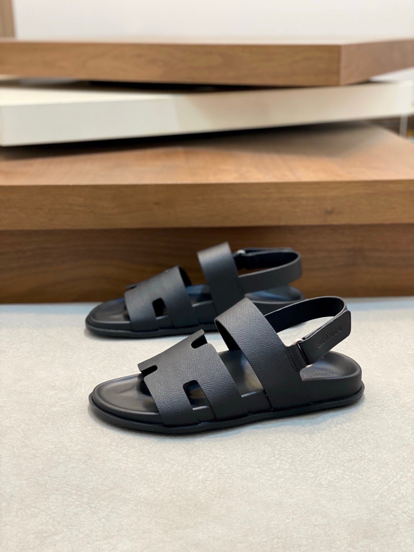 LuxluxHouse Best Quality Sandals Hermes