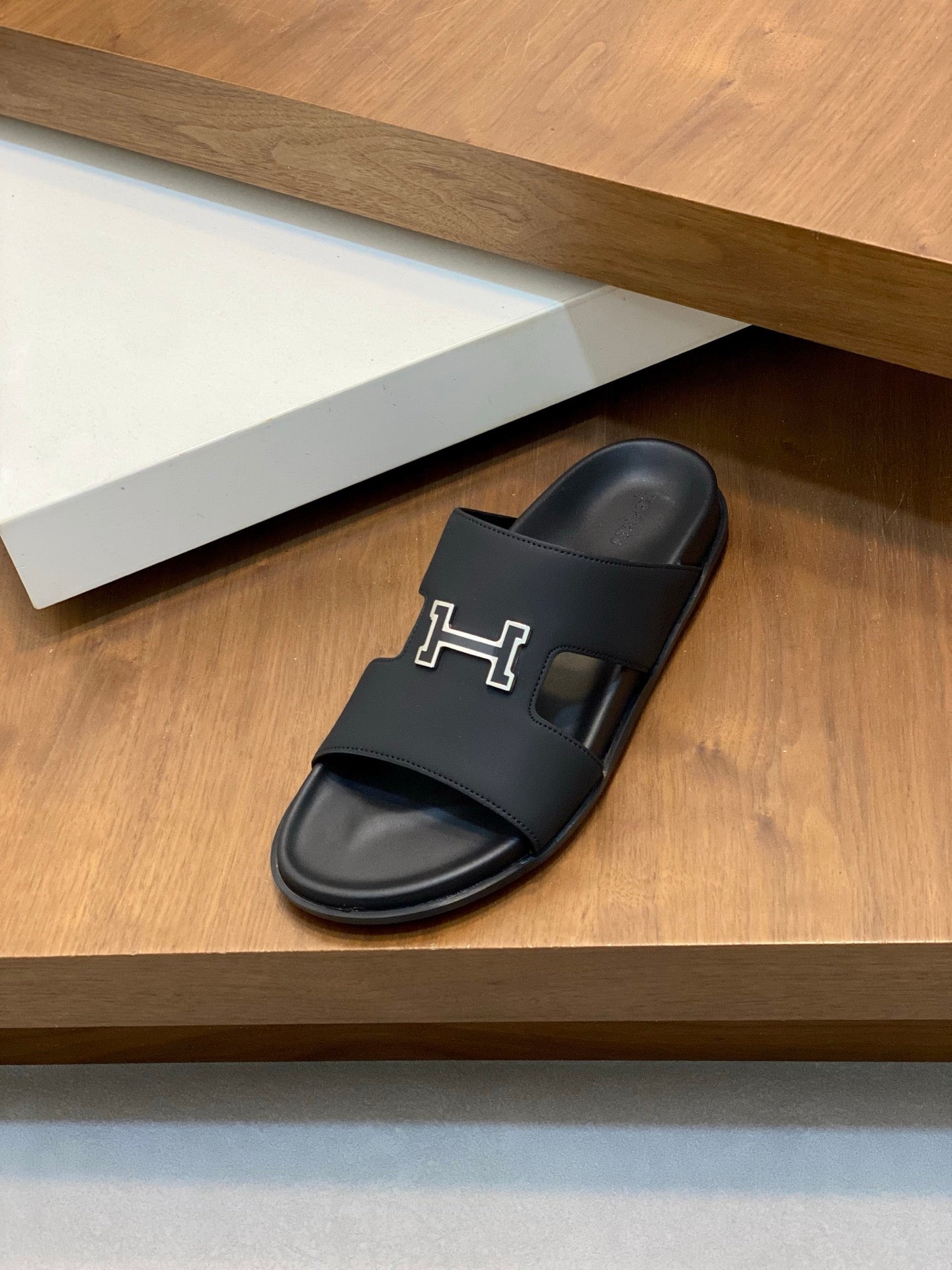 LuxluxHouse Best Quality Sandals Hermes