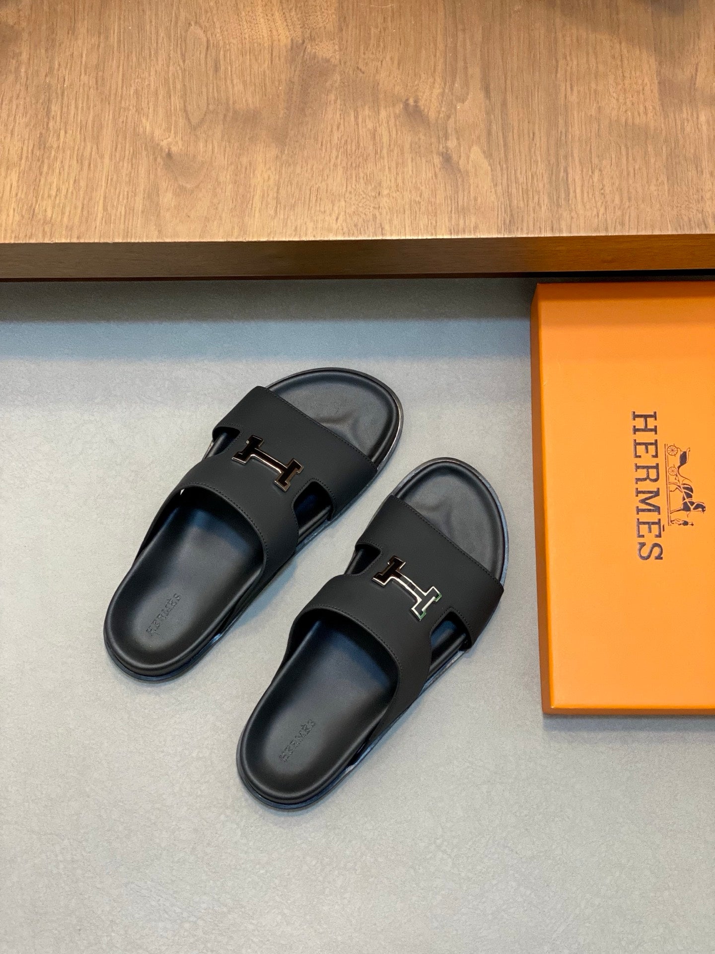 LuxluxHouse Best Quality Sandals Hermes