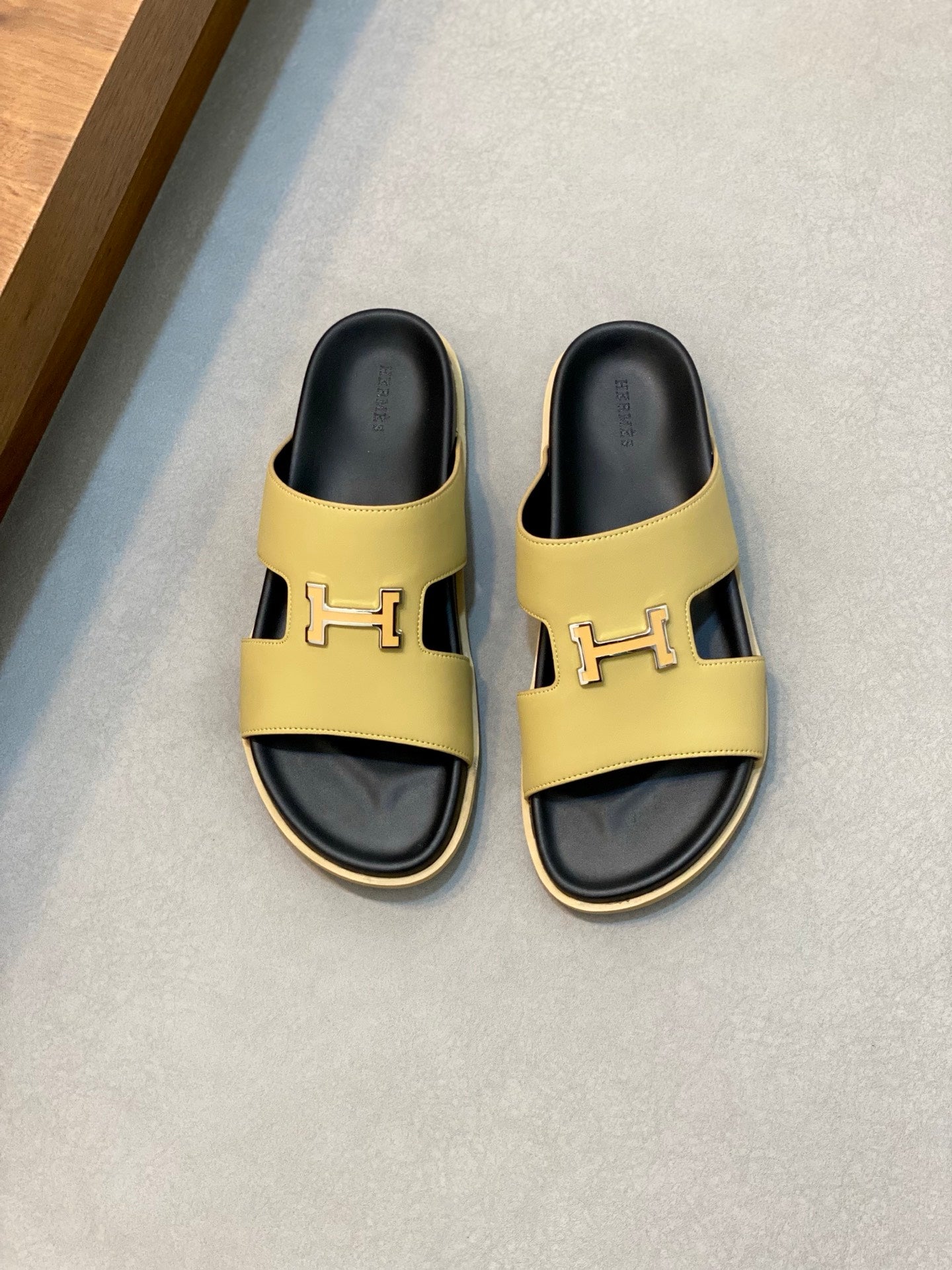 LuxluxHouse Best Quality Sandals Hermes