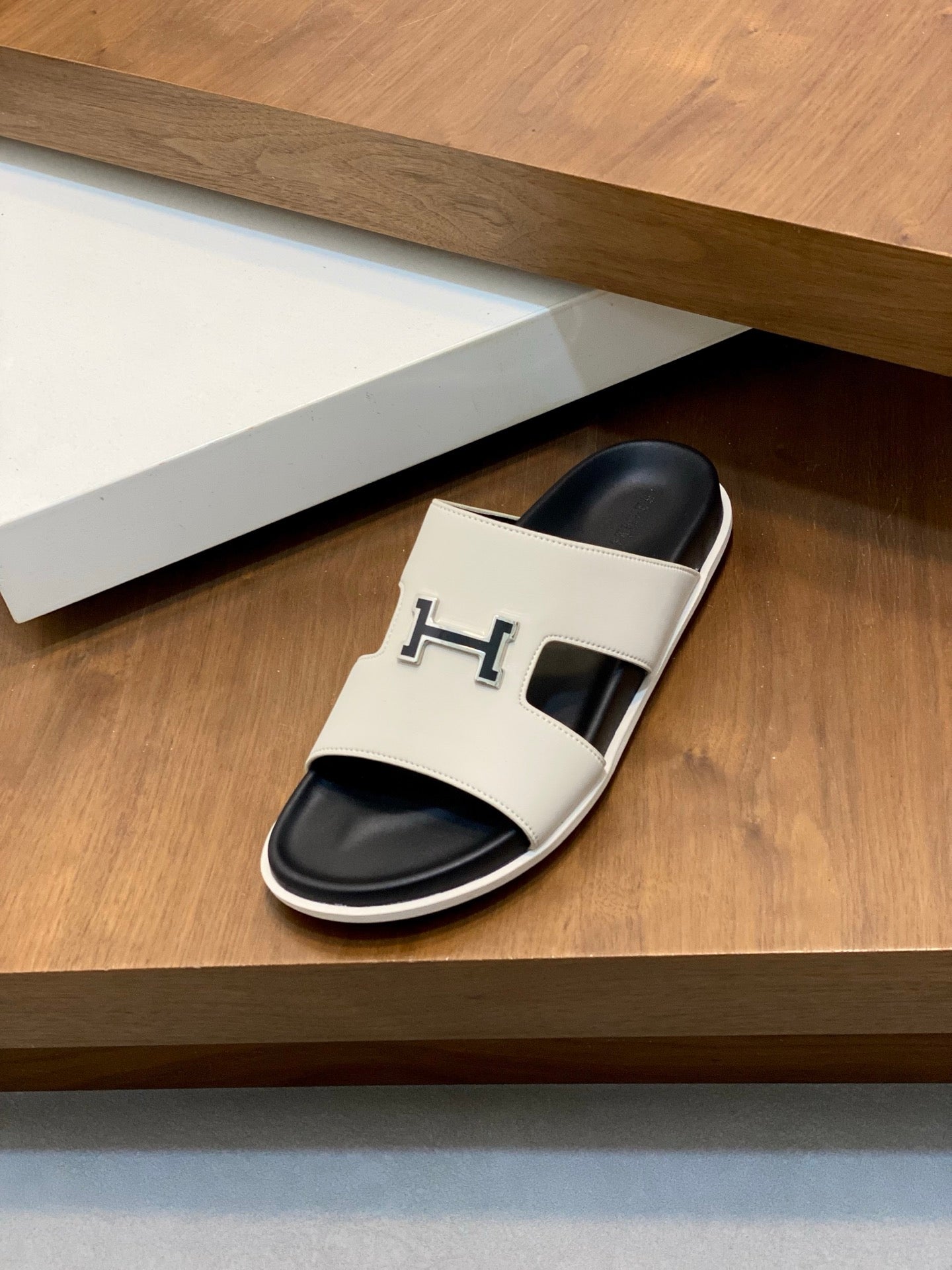 LuxluxHouse Best Quality Sandals Hermes