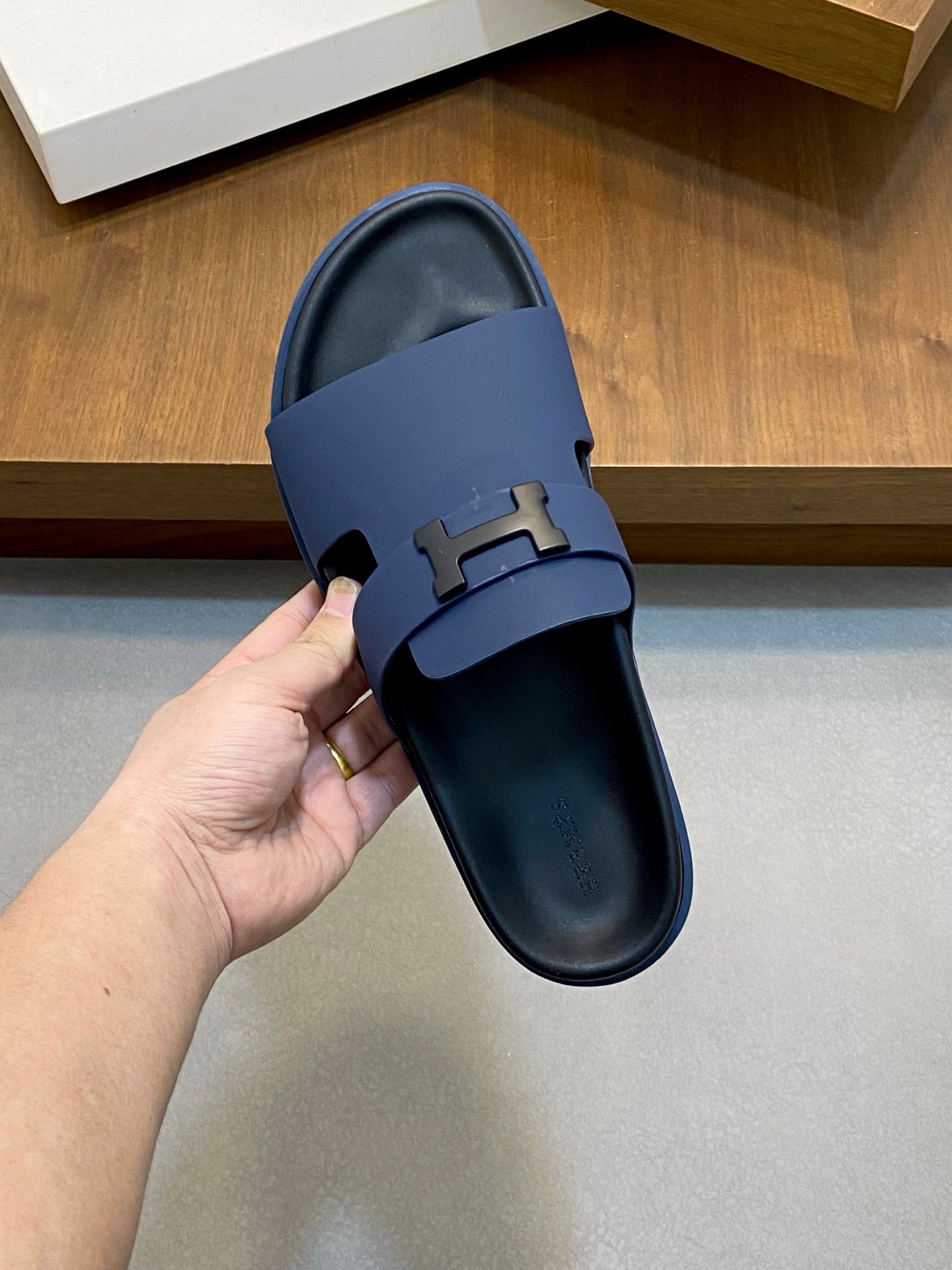 LuxluxHouse Best Quality Sandals Hermes