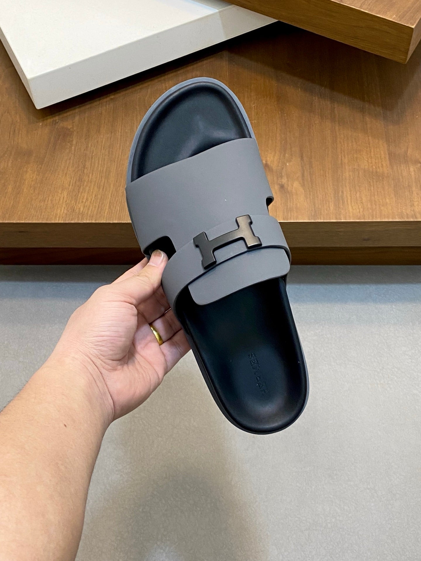 LuxluxHouse Best Quality Sandals Hermes