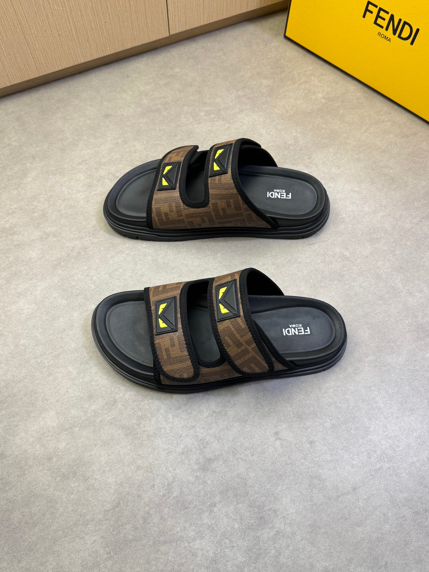 LuxluxHouse Best Quality Sandals Fendi