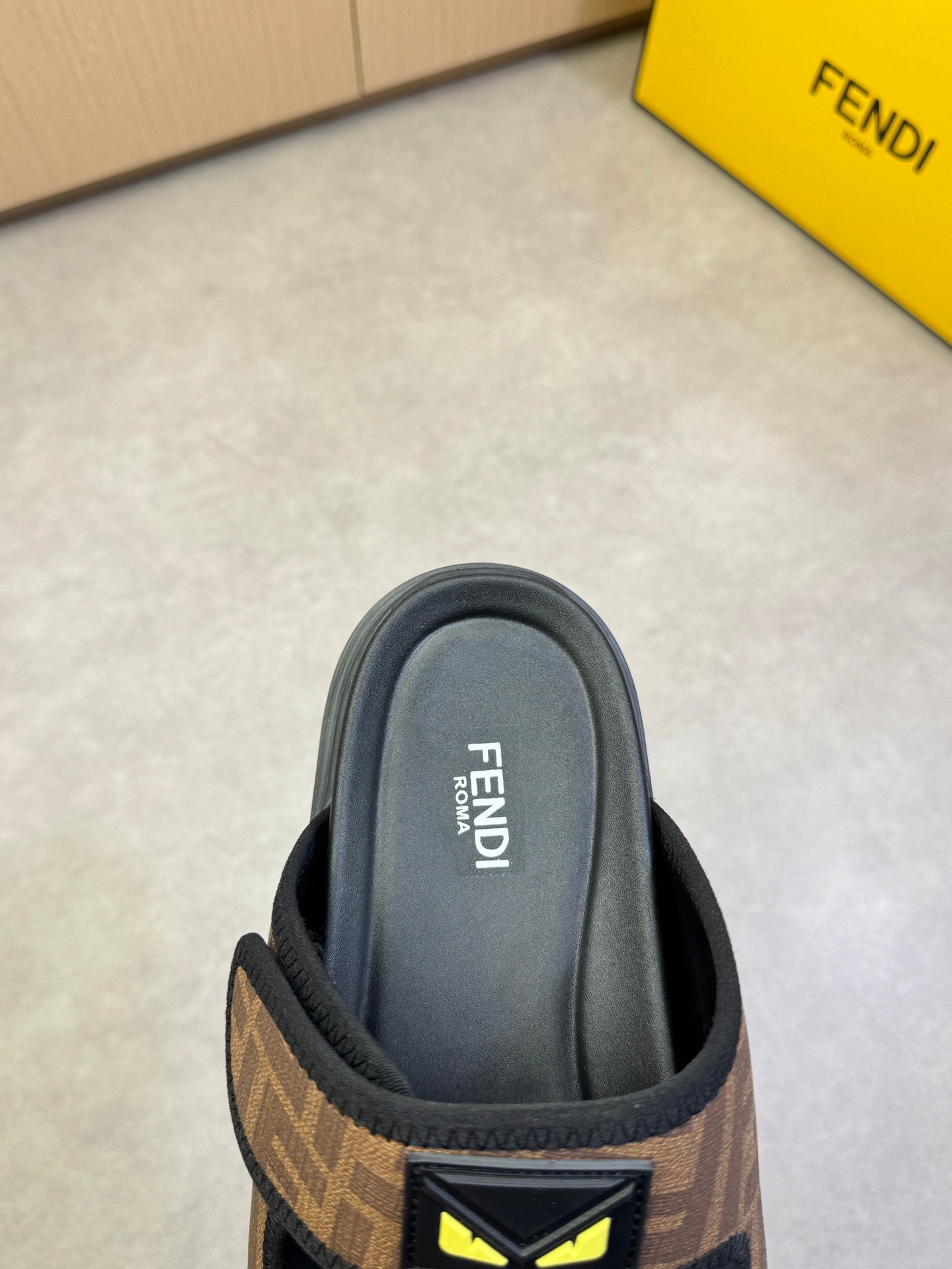 LuxluxHouse Best Quality Sandals Fendi