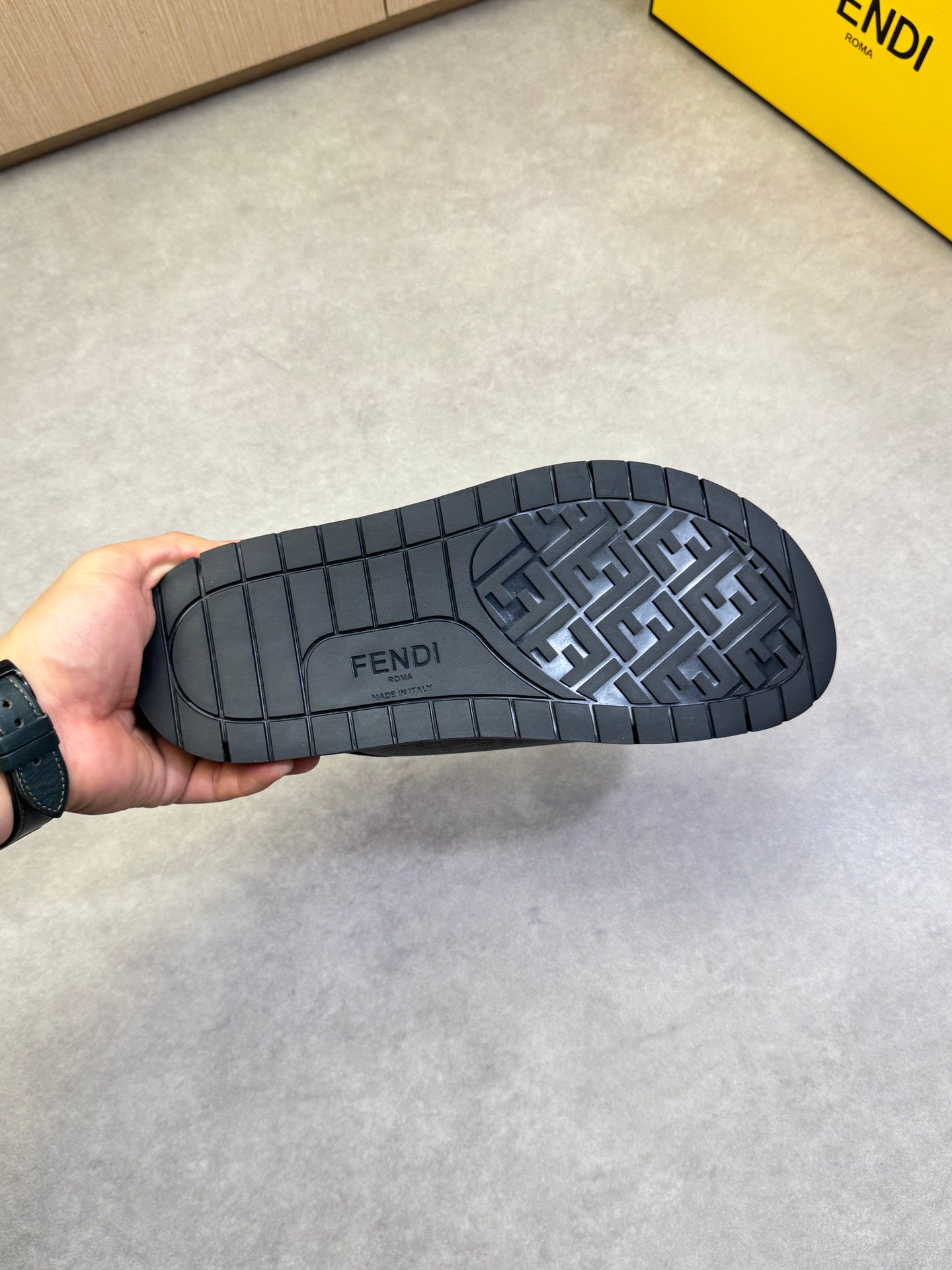 LuxluxHouse Best Quality Sandals Fendi