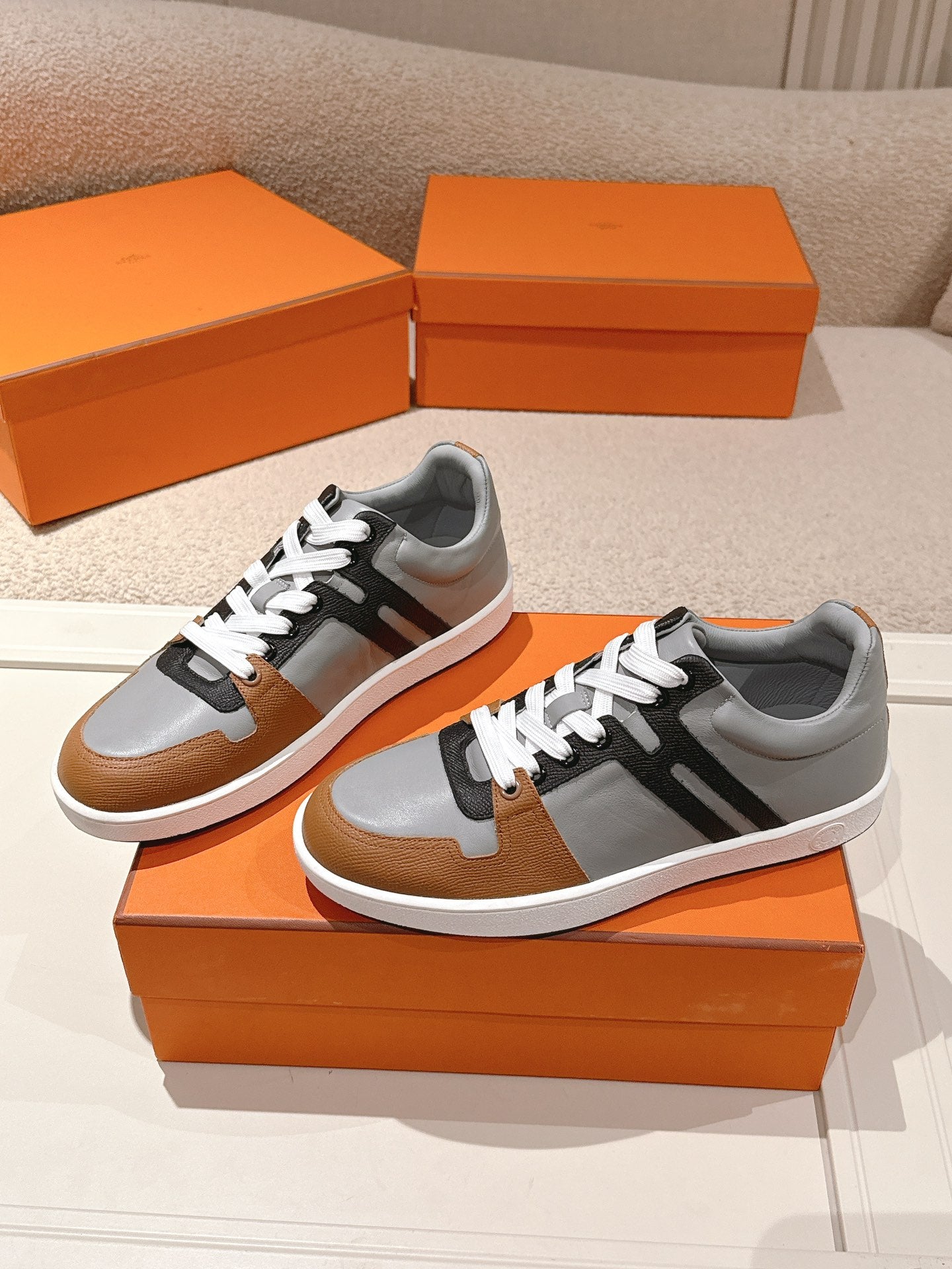 LuxluxHouse Best Quality Women Shoes Hermes