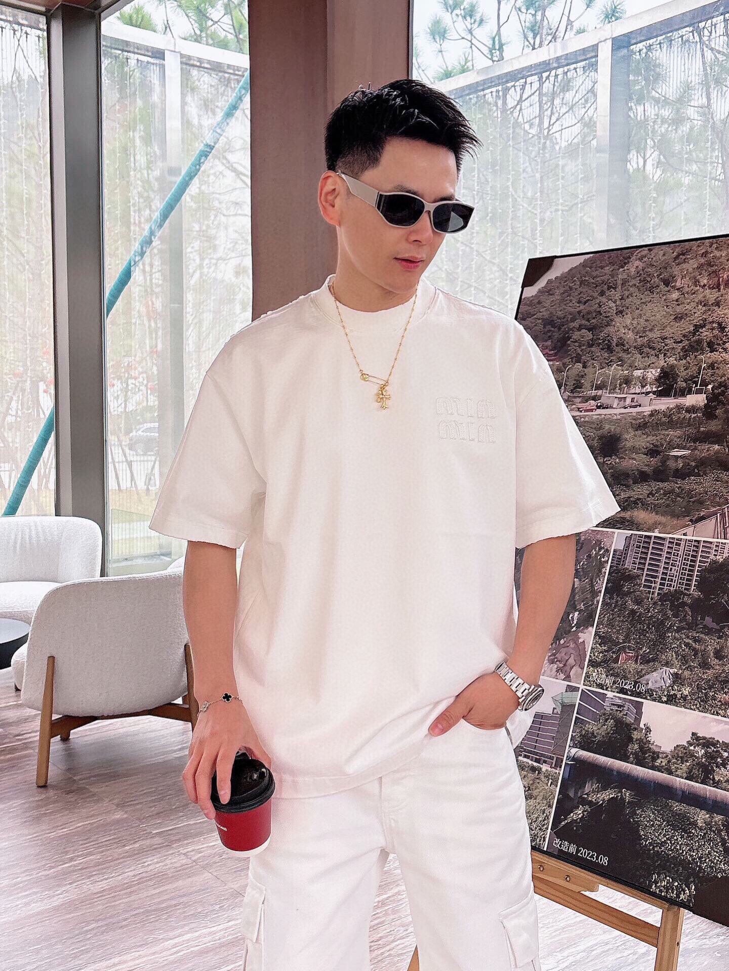 LuxluxHouse Best Quality Clothes Miu Miu T-shirt