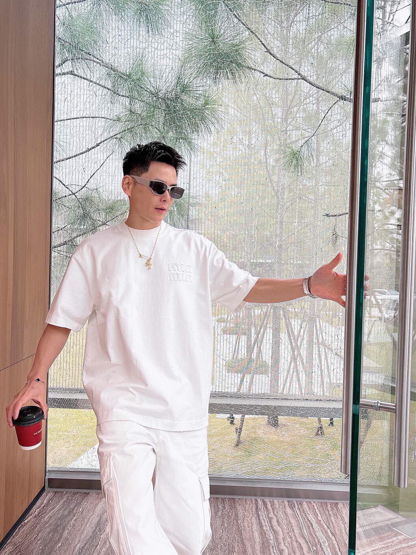 LuxluxHouse Best Quality Clothes Miu Miu T-shirt