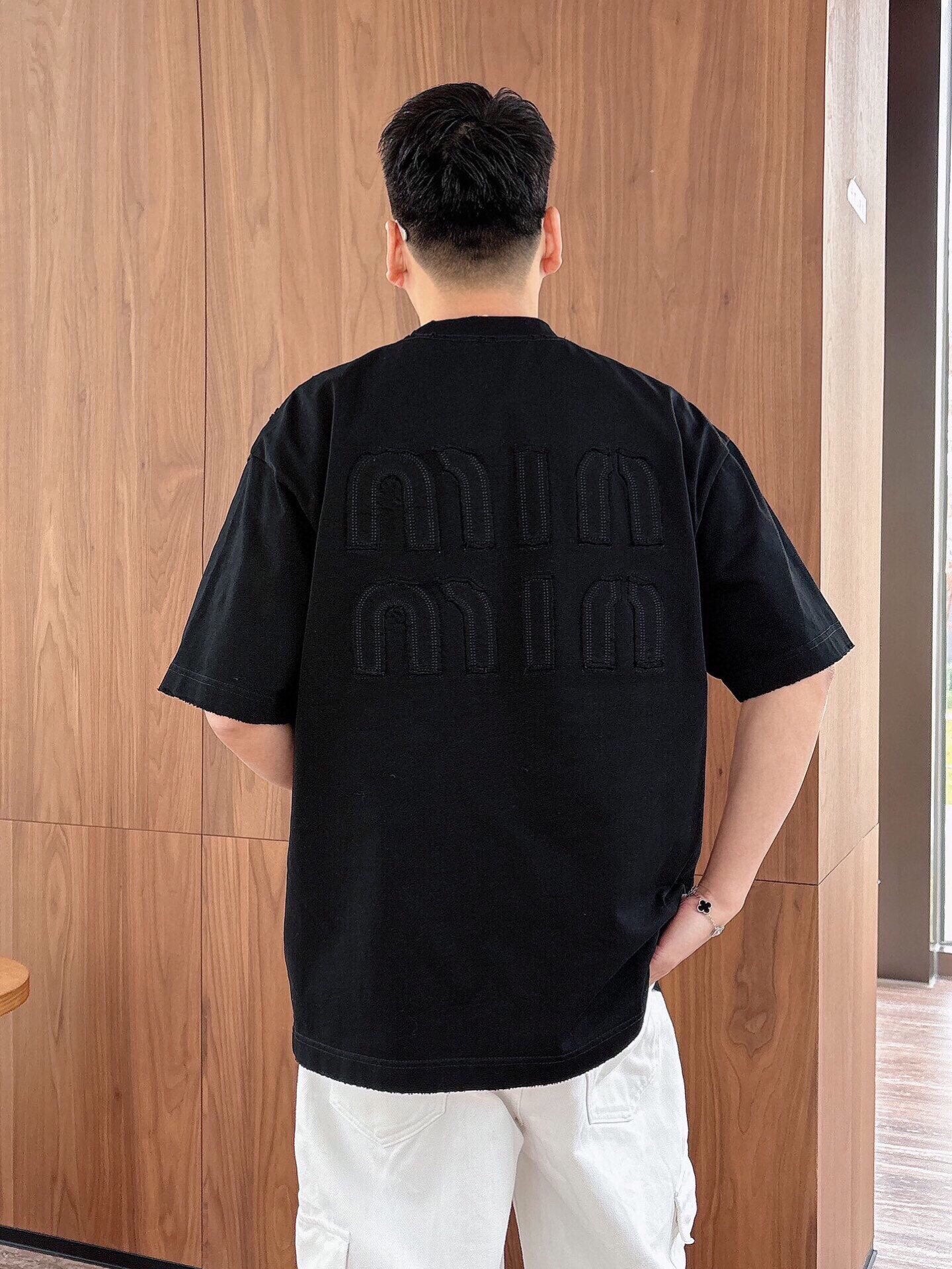 LuxluxHouse Best Quality Clothes Miu Miu T-shirt