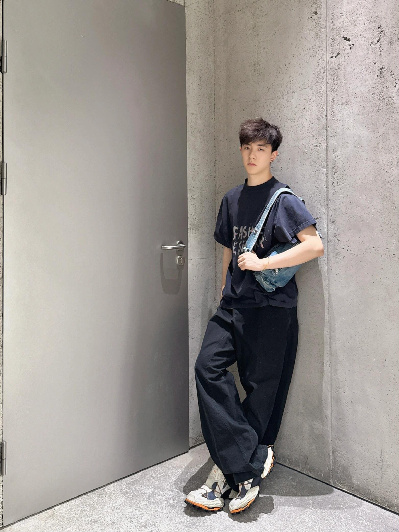 LuxluxHouse Best Quality Clothes Balenciaga T-shirt