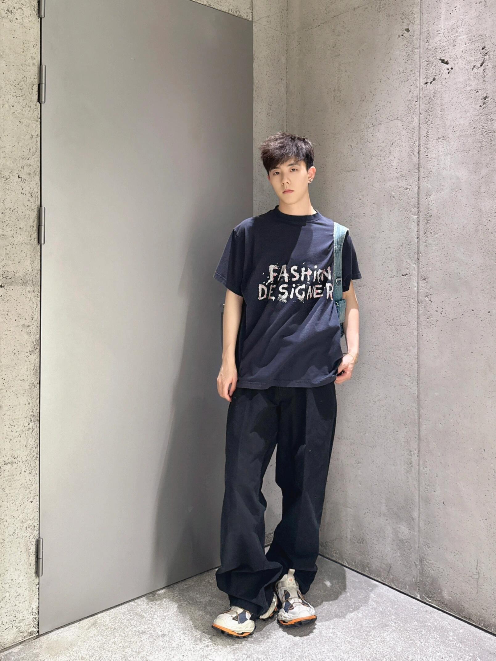 LuxluxHouse Best Quality Clothes Balenciaga T-shirt
