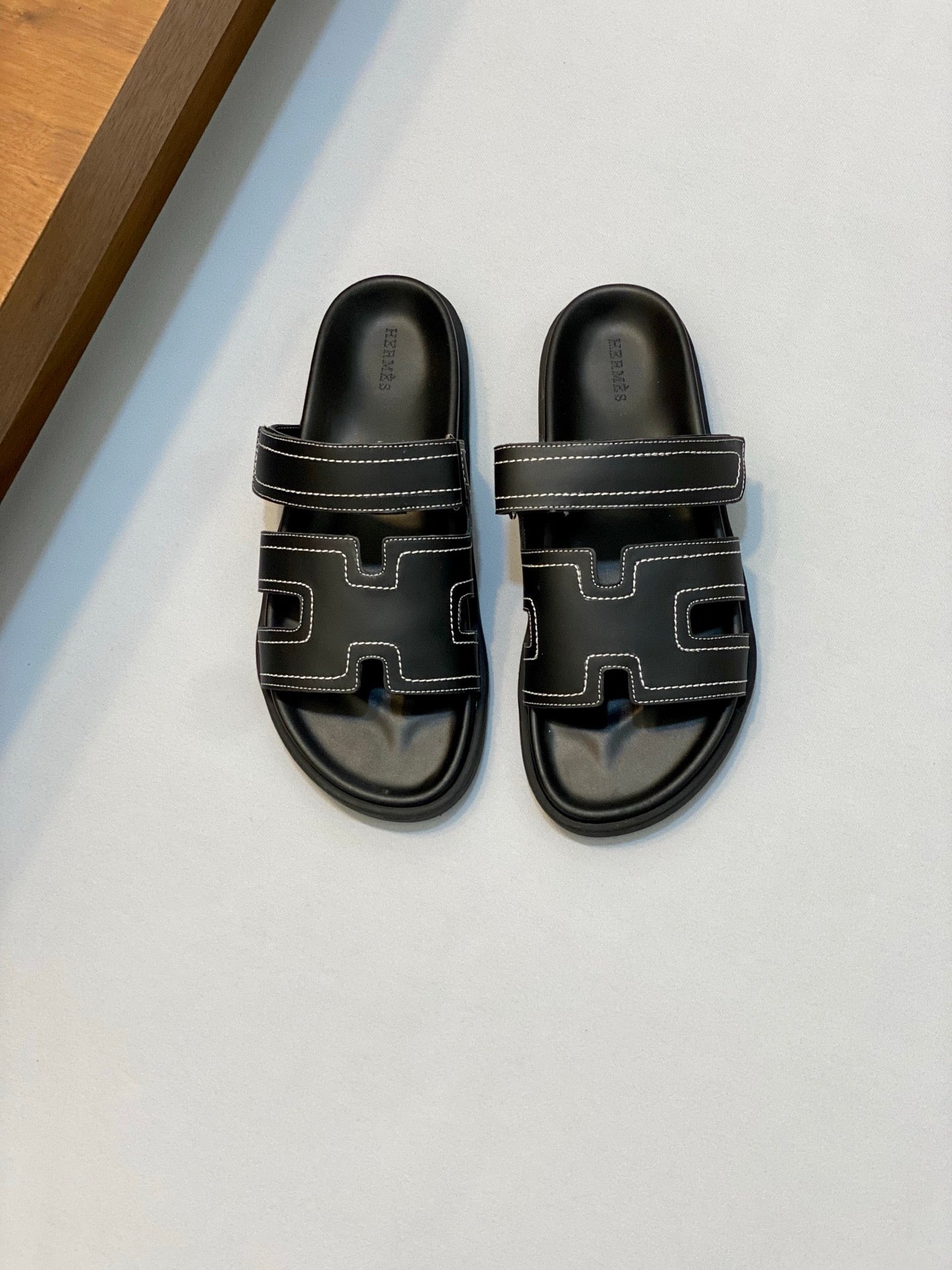 LuxluxHouse Best Quality Sandals Hermes
