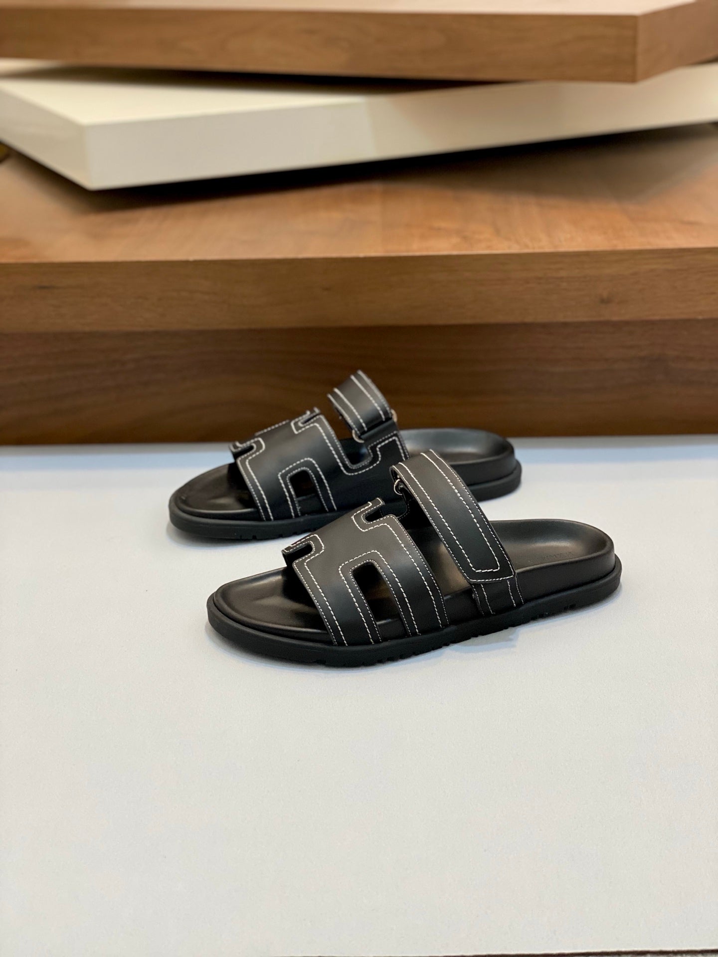 LuxluxHouse Best Quality Sandals Hermes