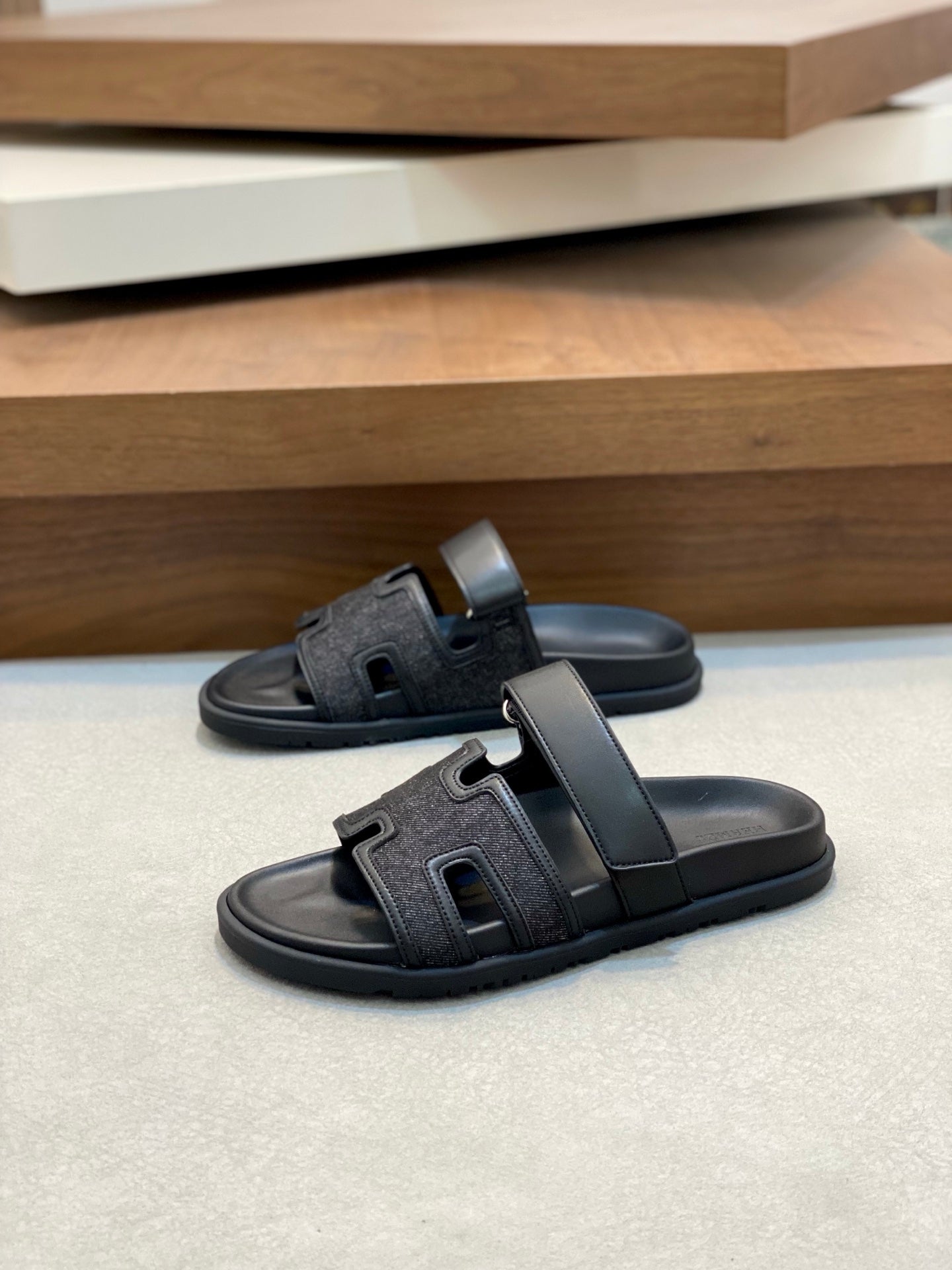 LuxluxHouse Best Quality Sandals Hermes