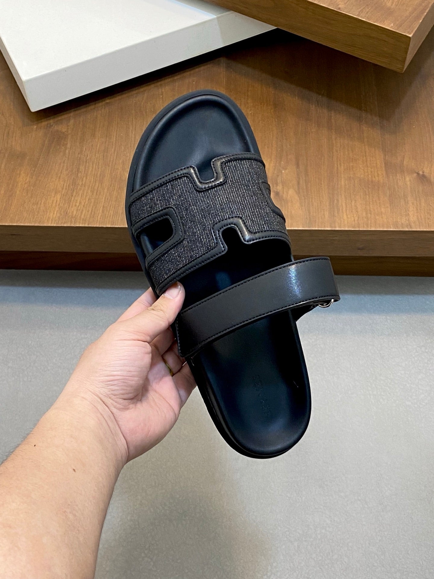 LuxluxHouse Best Quality Sandals Hermes