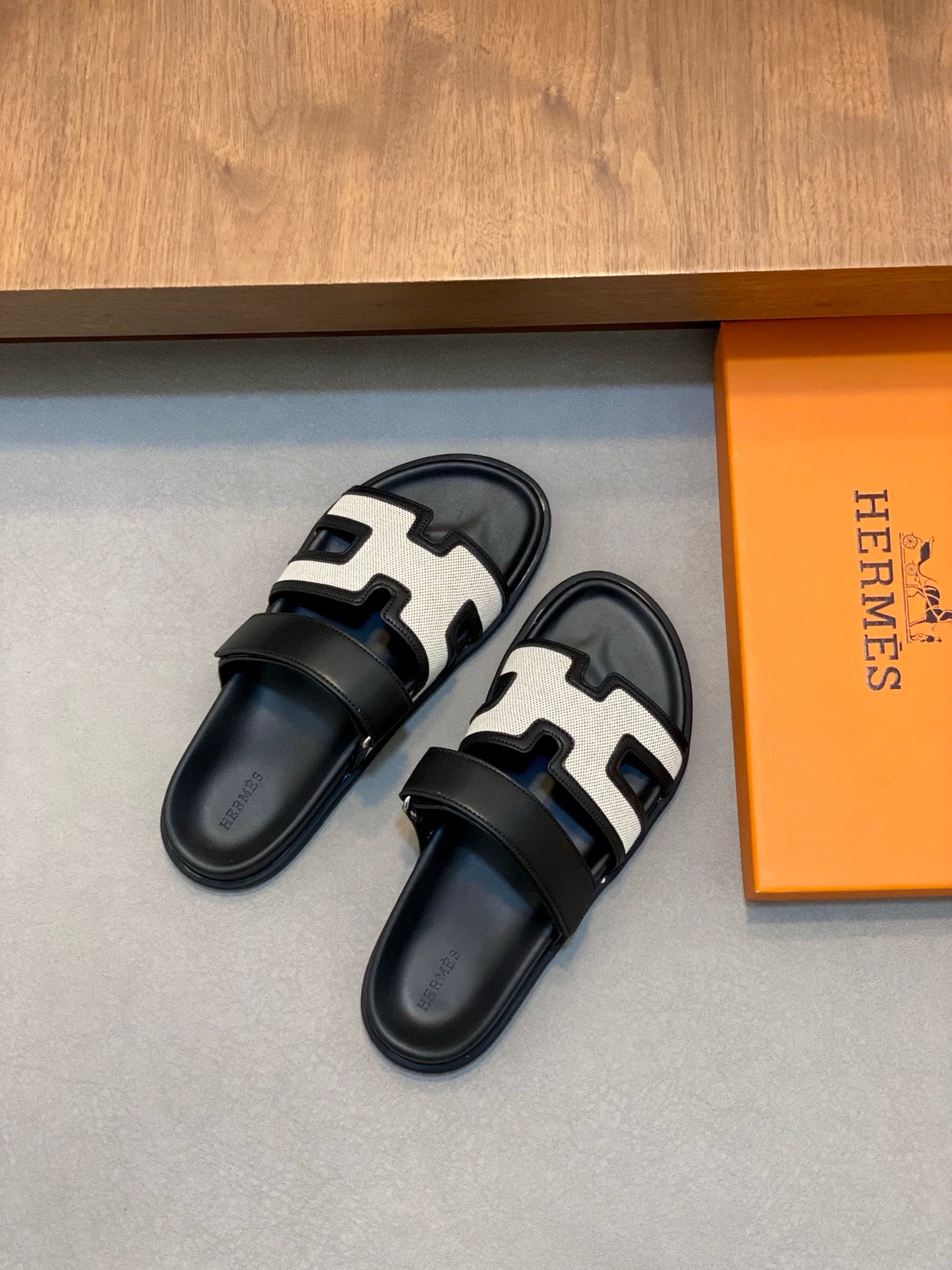 LuxluxHouse Best Quality Sandals Hermes