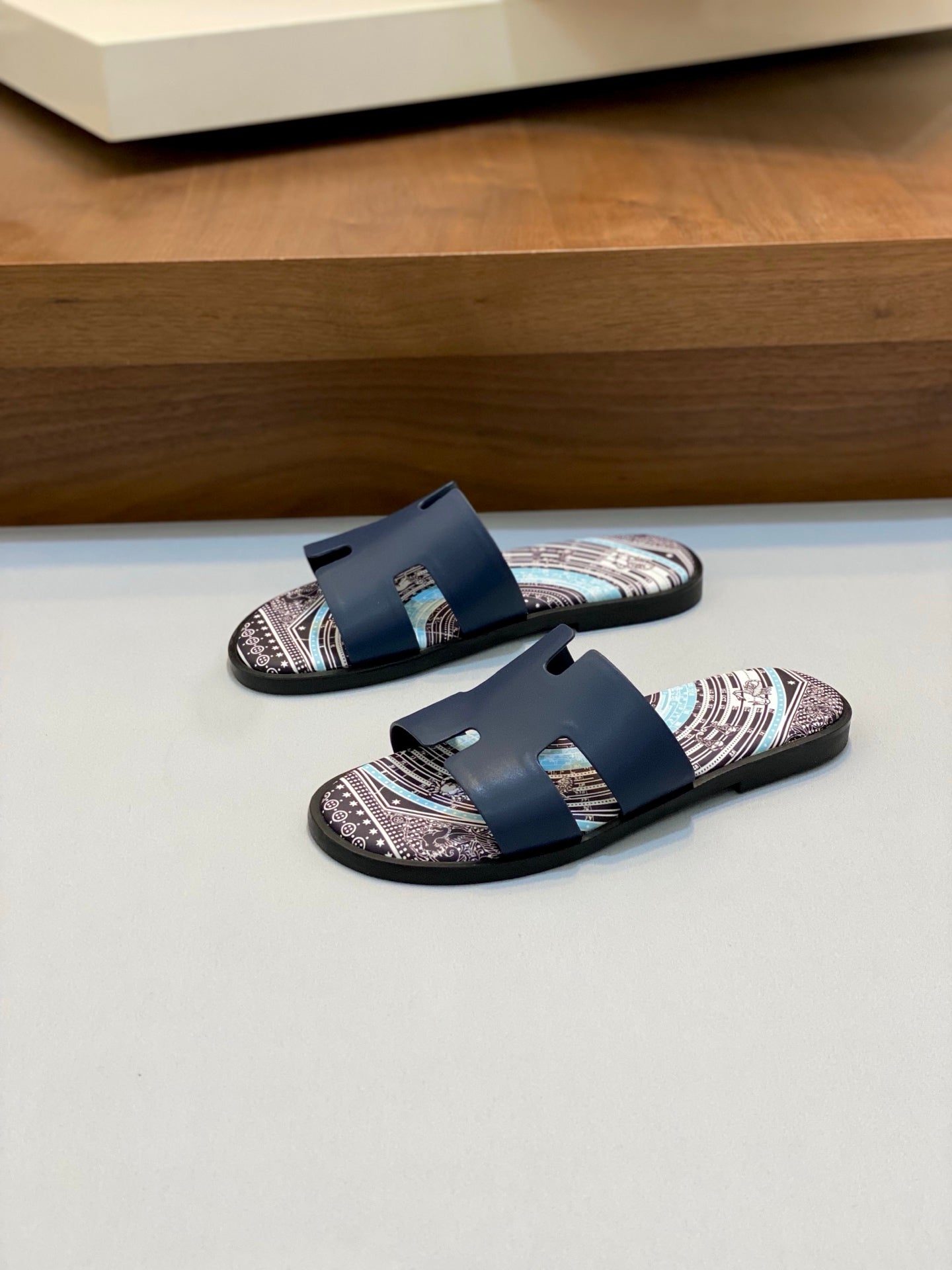 LuxluxHouse Best Quality Sandals Hermes