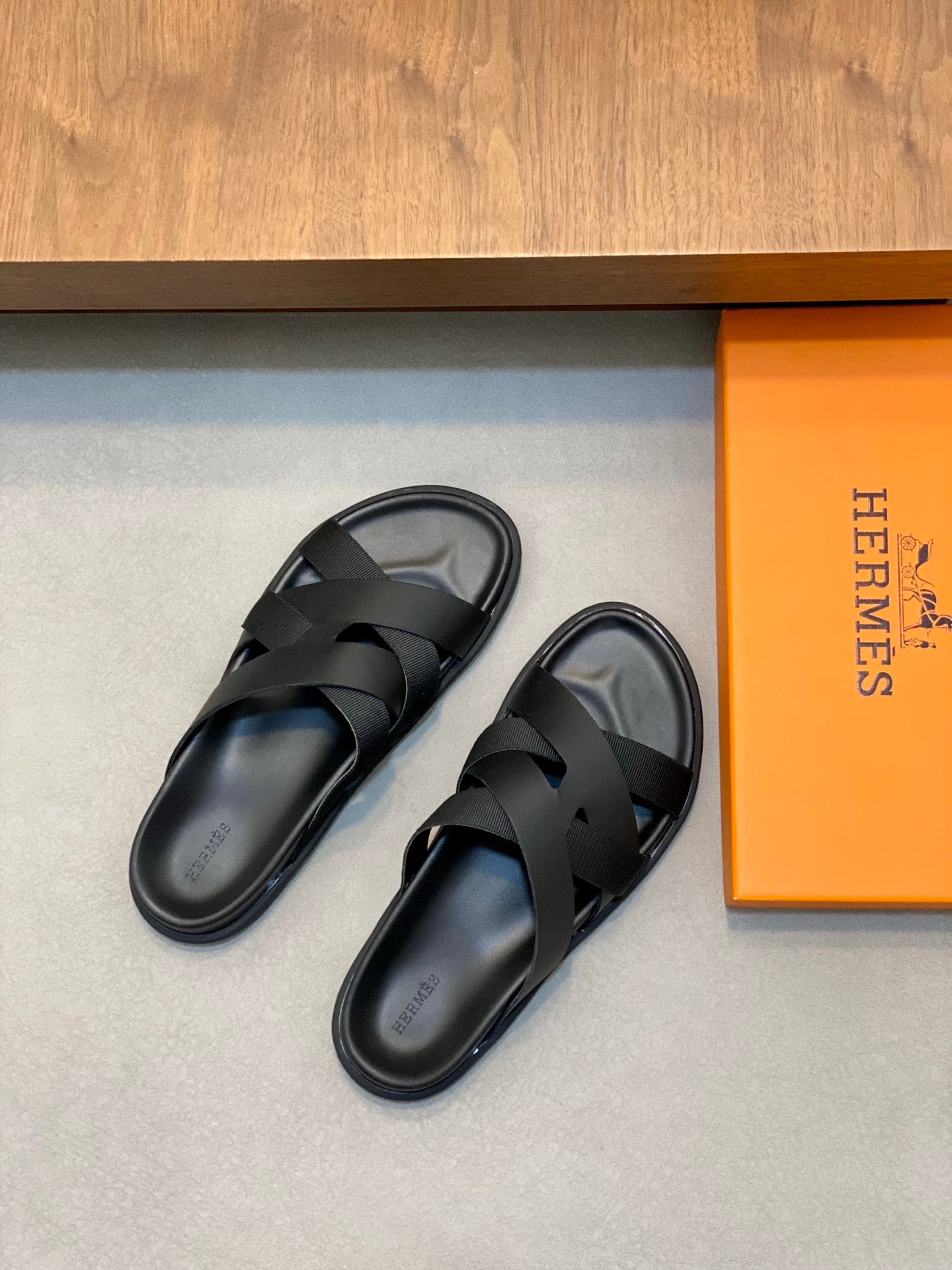 LuxluxHouse Best Quality Sandals Hermes